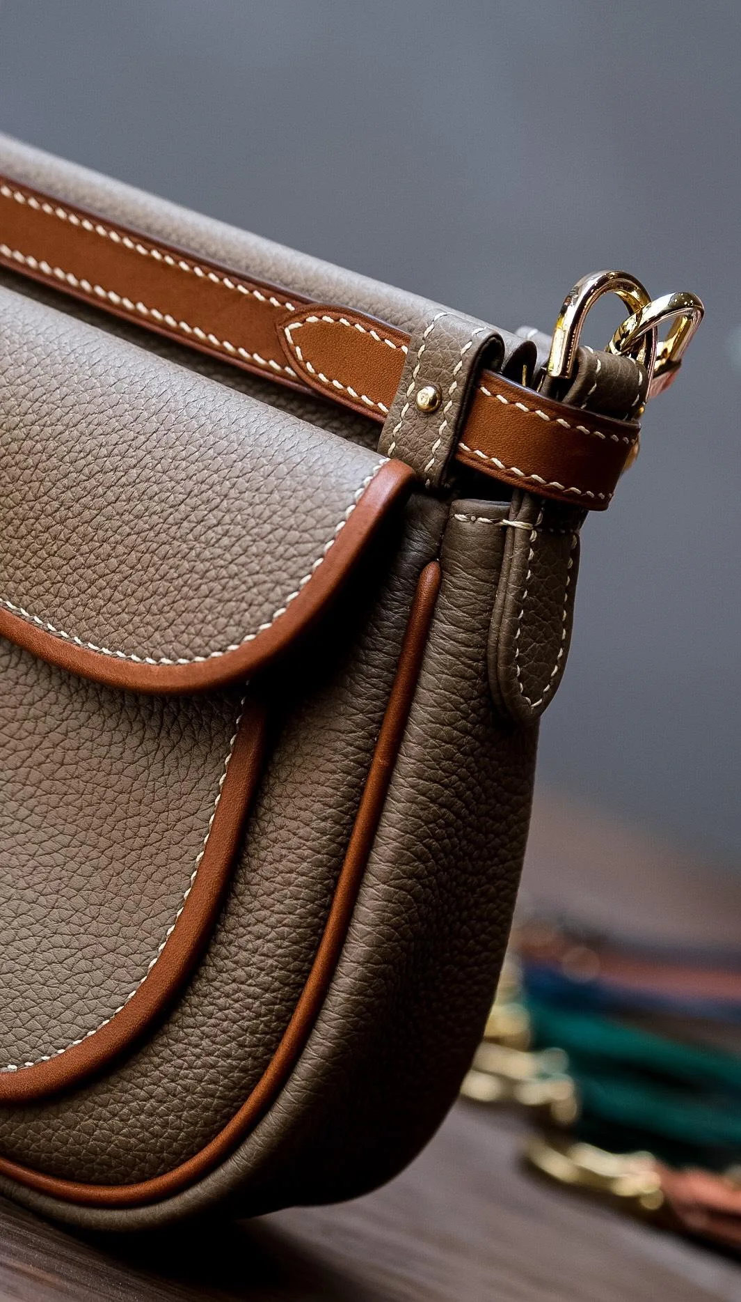 bst mettique koi leather