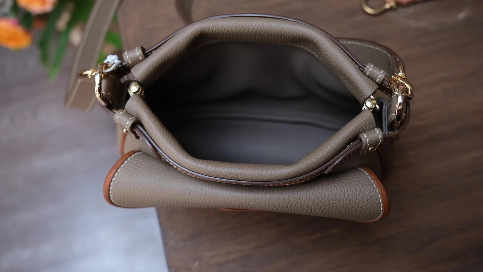 bst mettique koi leather