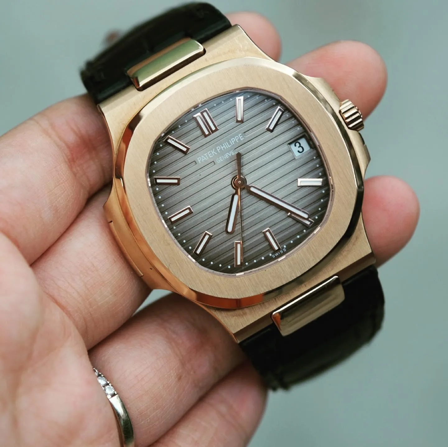 Thay Dây Da đồng Hồ Patek Philippe