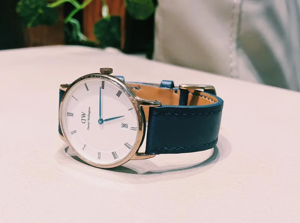 Thay Dây Da đồng Hồ Daniel Wellington