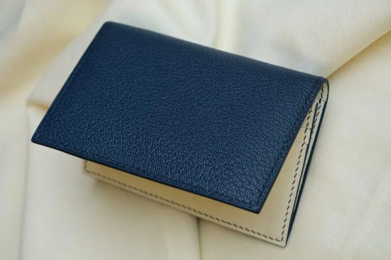 Card Holder – Quà Tặng Doanh Nghiệp đẳng Cấp
