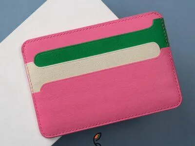 Card Holder – Quà Tặng Doanh Nghiệp đẳng Cấp