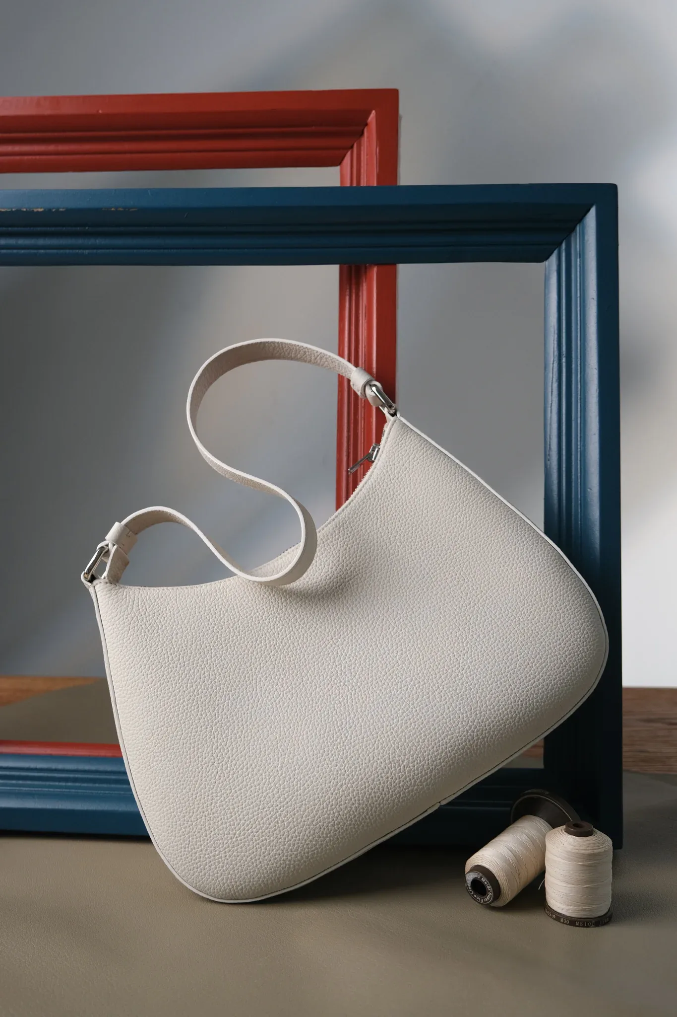 Ảnh Studio Túi Cleo - Koi Leather