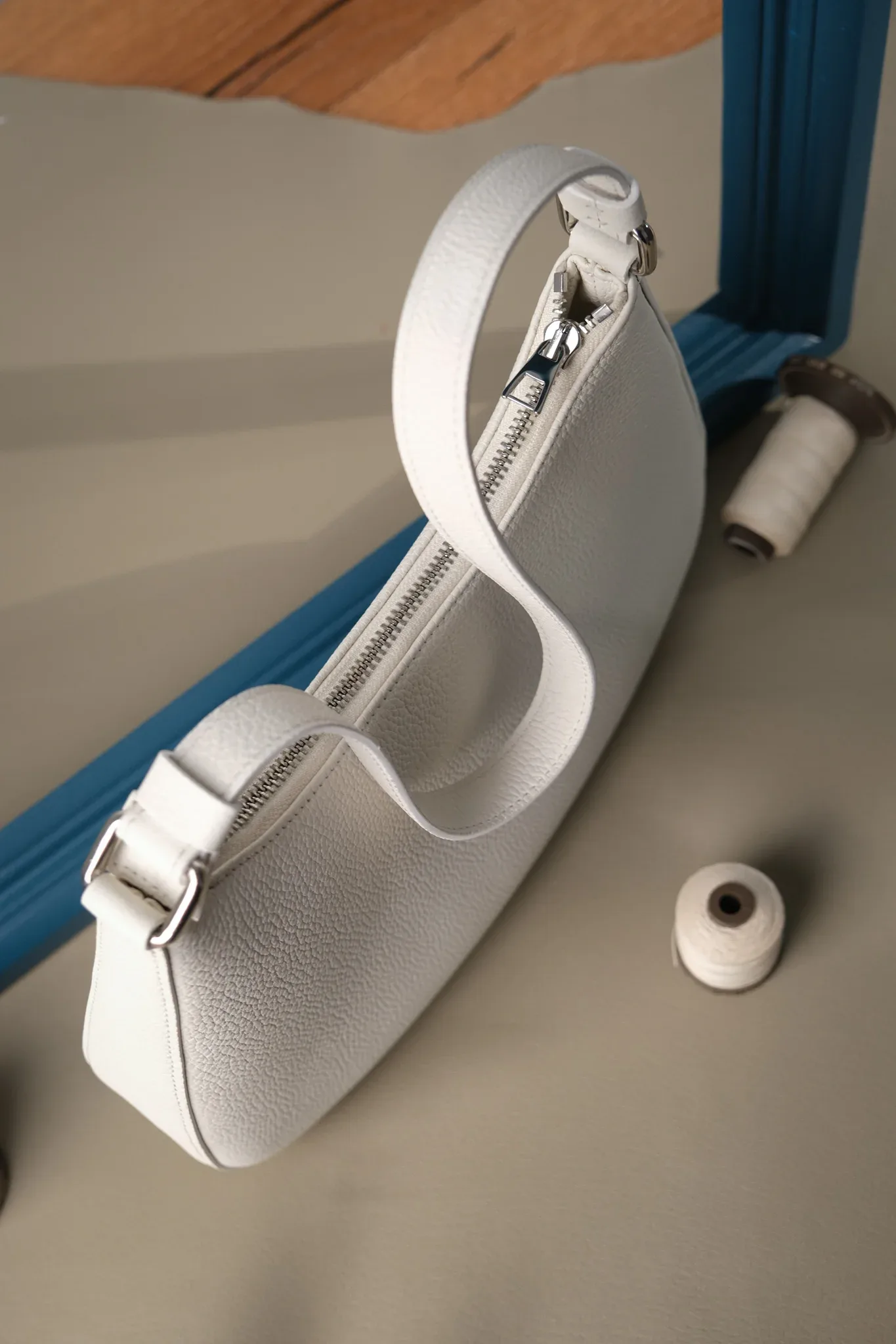 Ảnh Studio Túi Cleo - Koi Leather