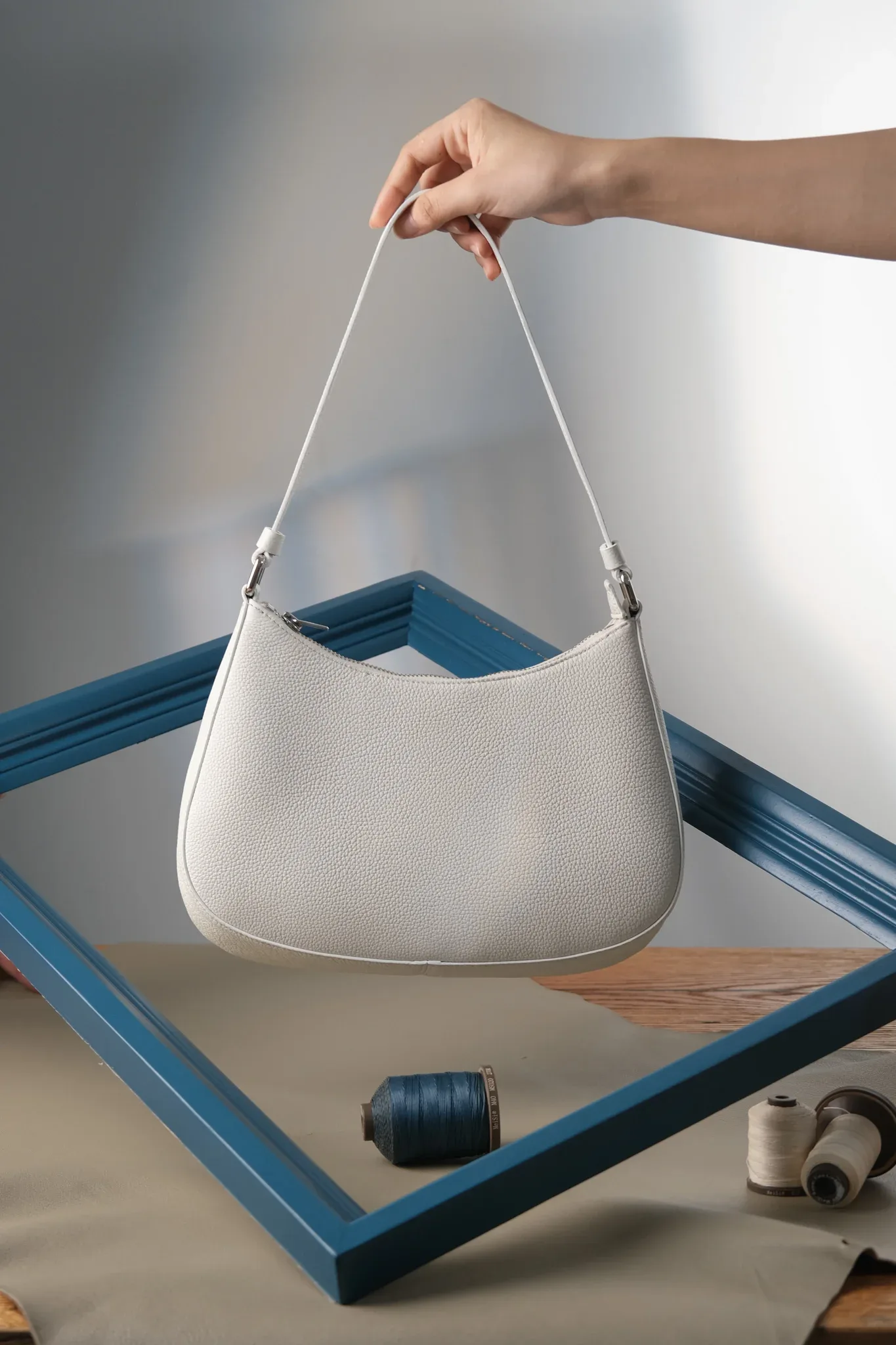 Ảnh Studio Túi Cleo - Koi Leather