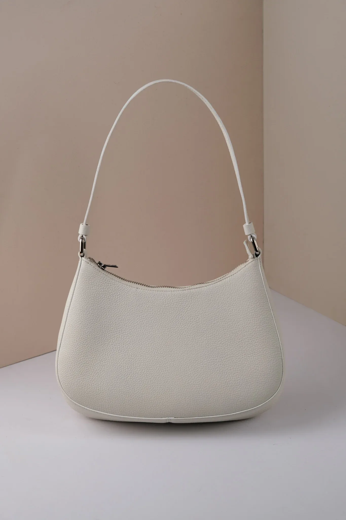 Ảnh Studio Túi Cleo - Koi Leather