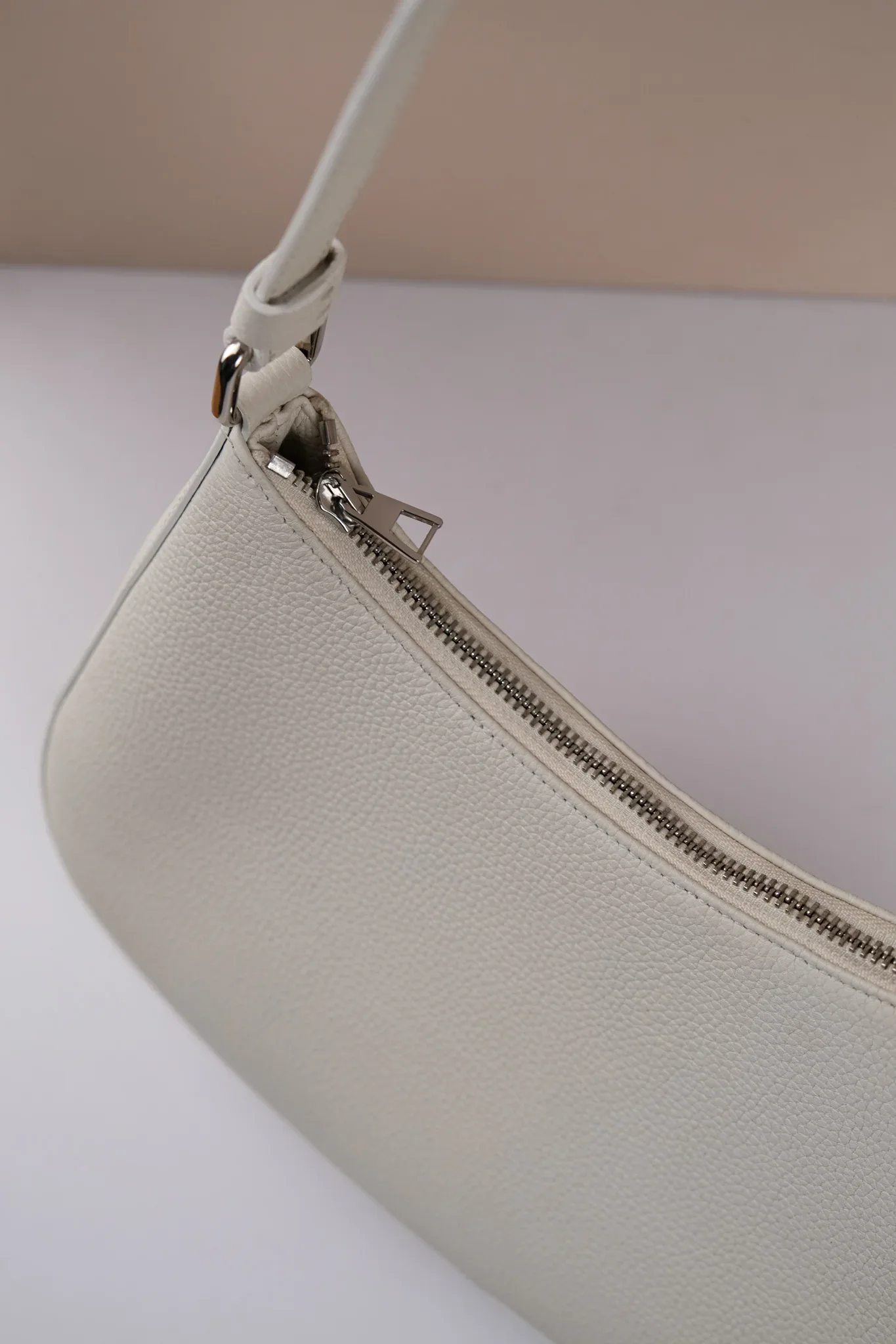 Ảnh Studio Túi Cleo - Koi Leather