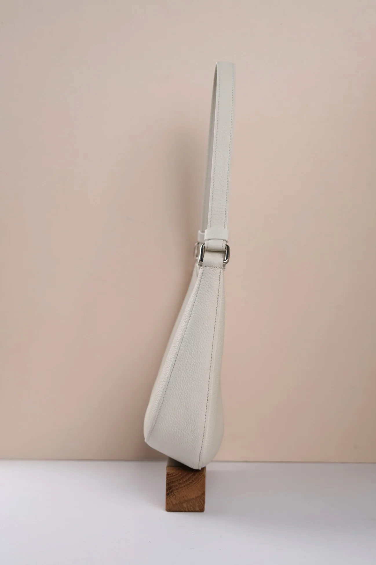 Ảnh Studio Túi Cleo - Koi Leather