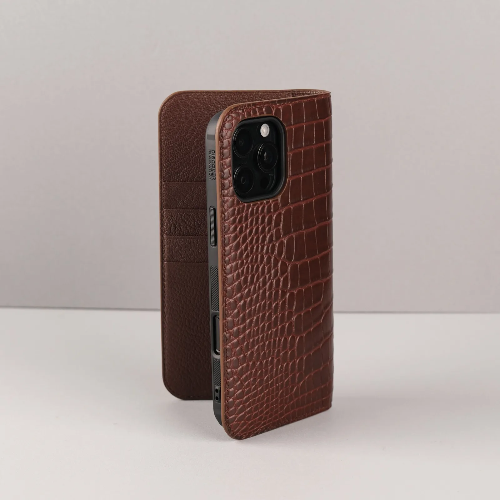 Ảnh Studio Bao da điện thoại dáng gập da cá sấu - Koi Leather