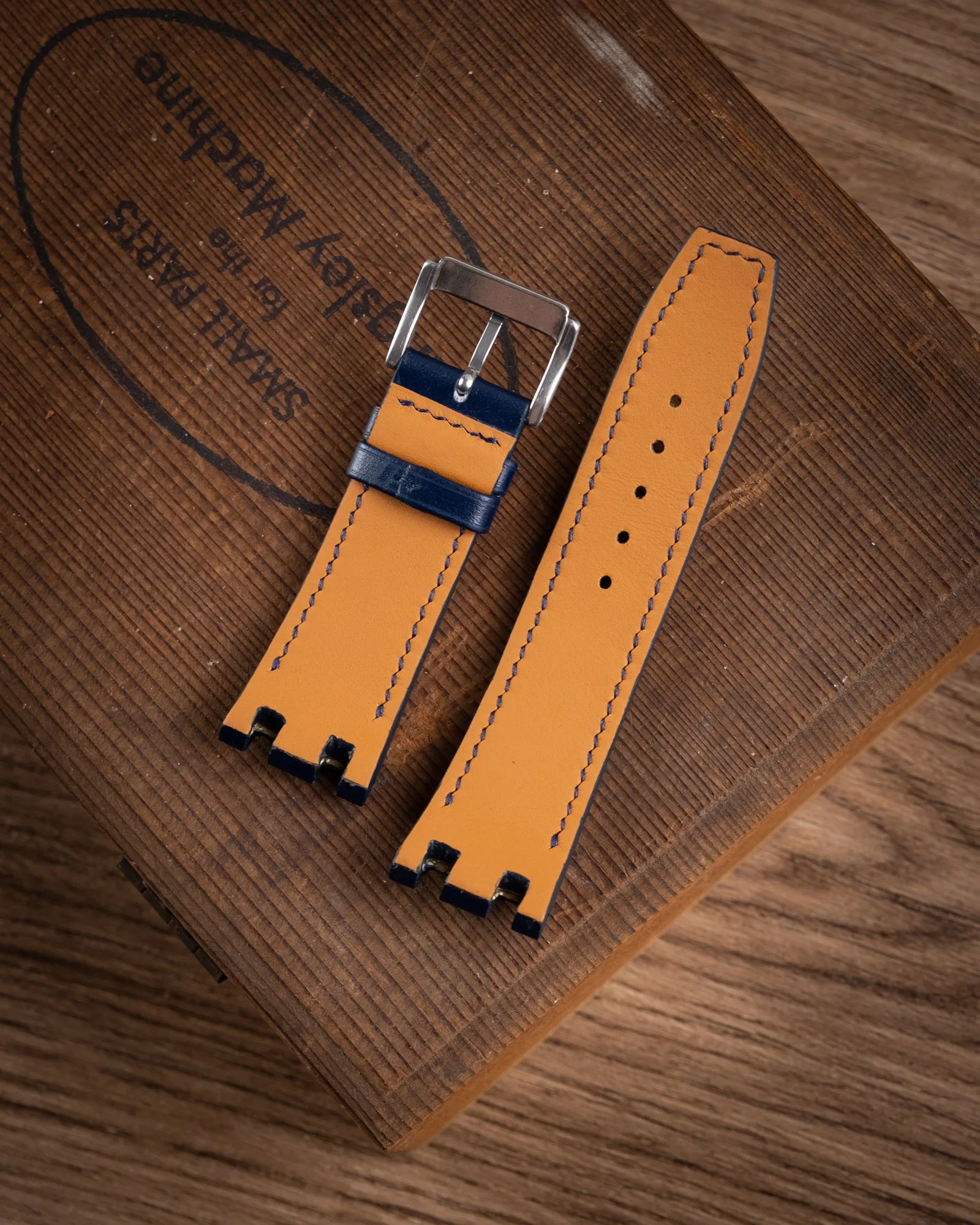 Ảnh Studio Dây đồng hồ da Epsom xanh navy cho Audemars Piguet - Koi Leather