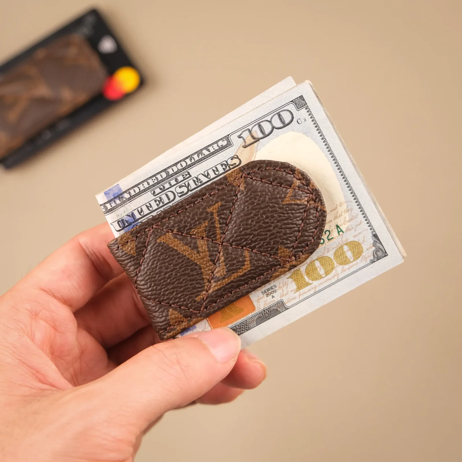 Ảnh Studio Money Clip - Koi Leather