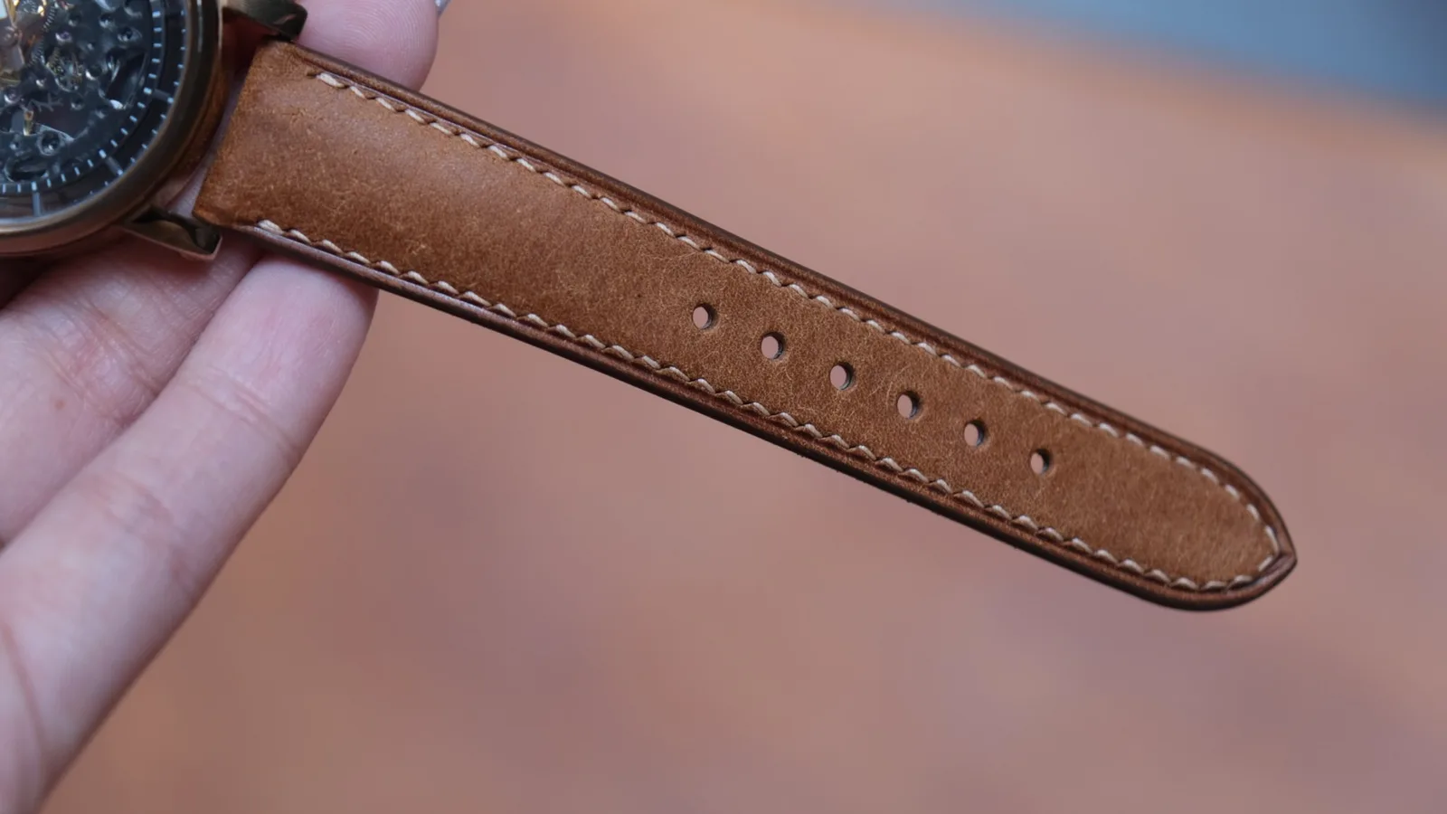 Ảnh Studio Dây đồng hồ da bò Pueblo cho Fossil màu nâu walnut - Koi Leather