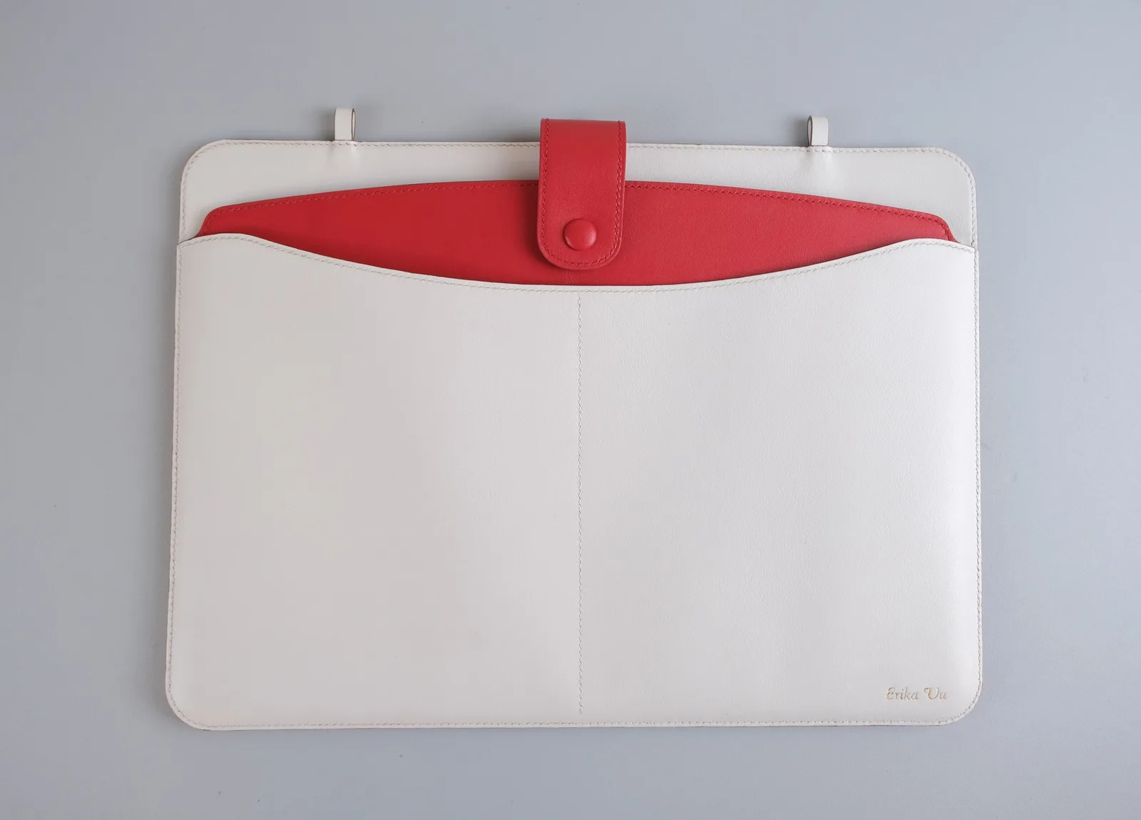 Ảnh Studio Túi đựng laptop da Nappa phối màu có quai xách và dây đeo - Koi Leather