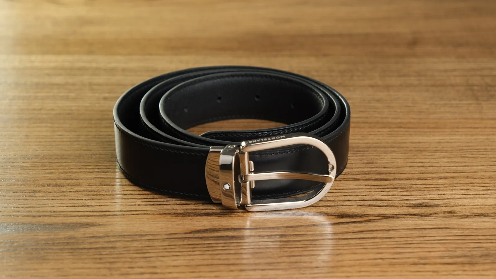 Ảnh Studio Dây thắt lưng da bò trơn màu đen may viền - Koi Leather
