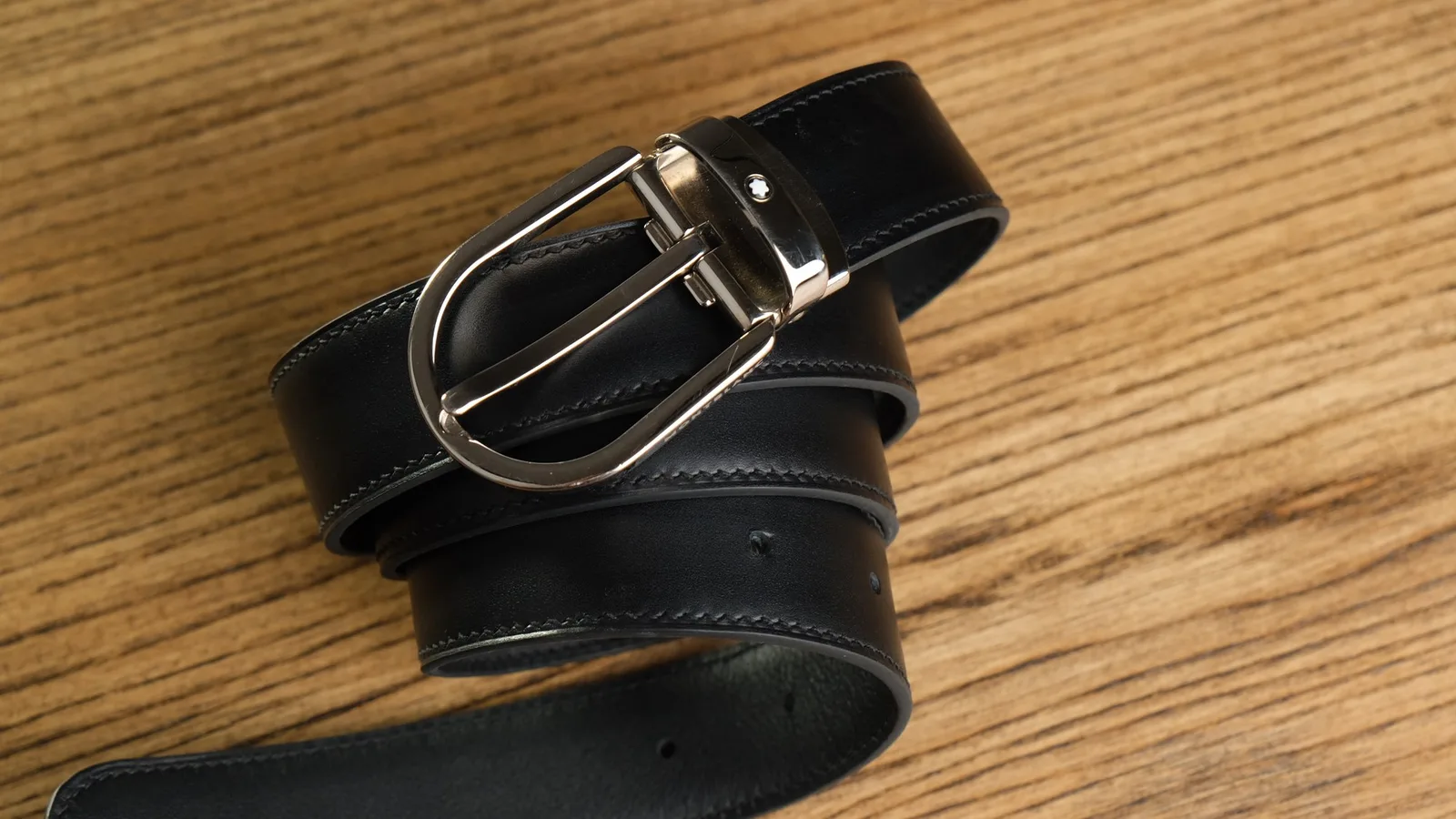 Ảnh Studio Dây thắt lưng da bò trơn màu đen may viền - Koi Leather