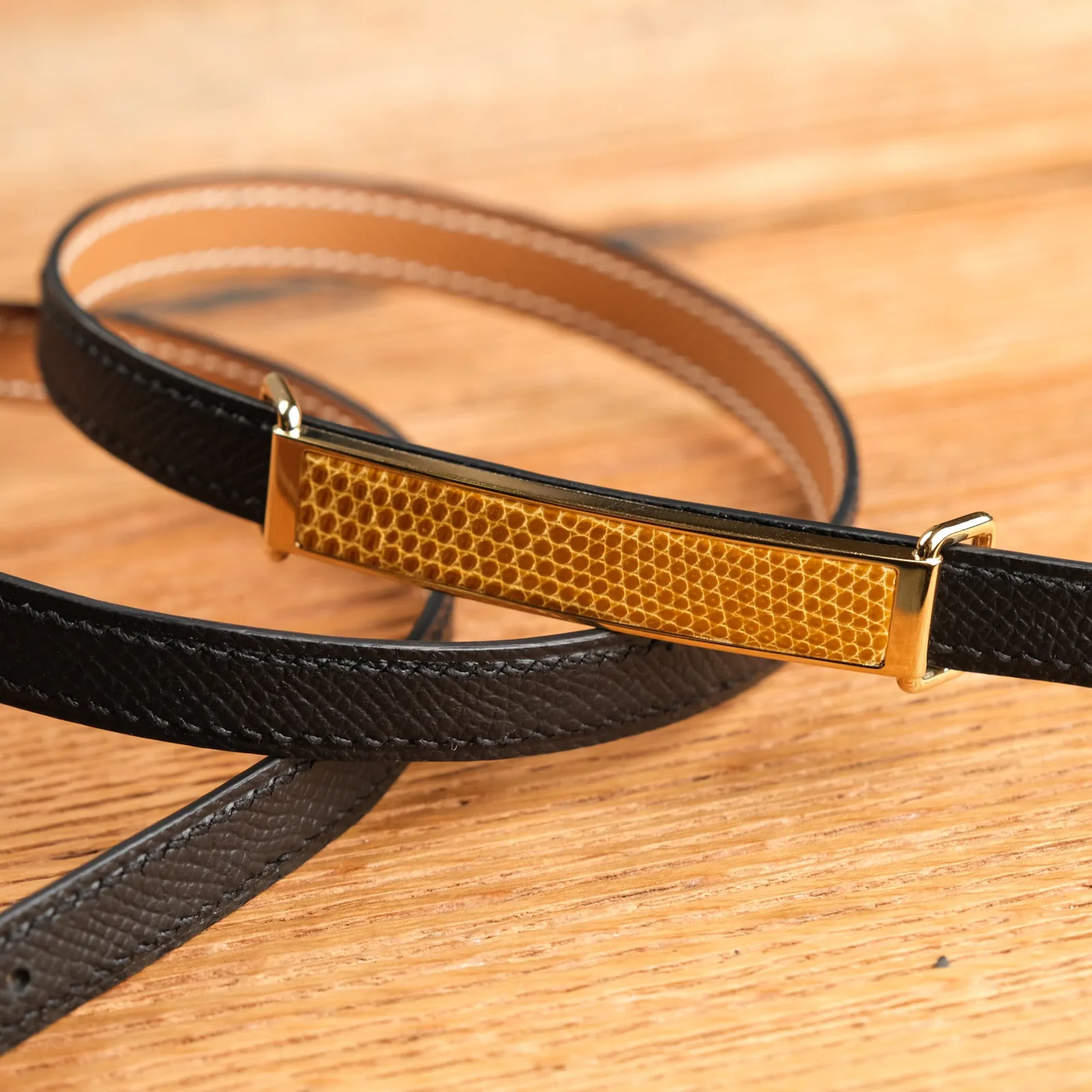 Ảnh Studio Dây lưng nữ da Epsom đen bản 18mm mặt khoá kỳ đà - Koi Leather