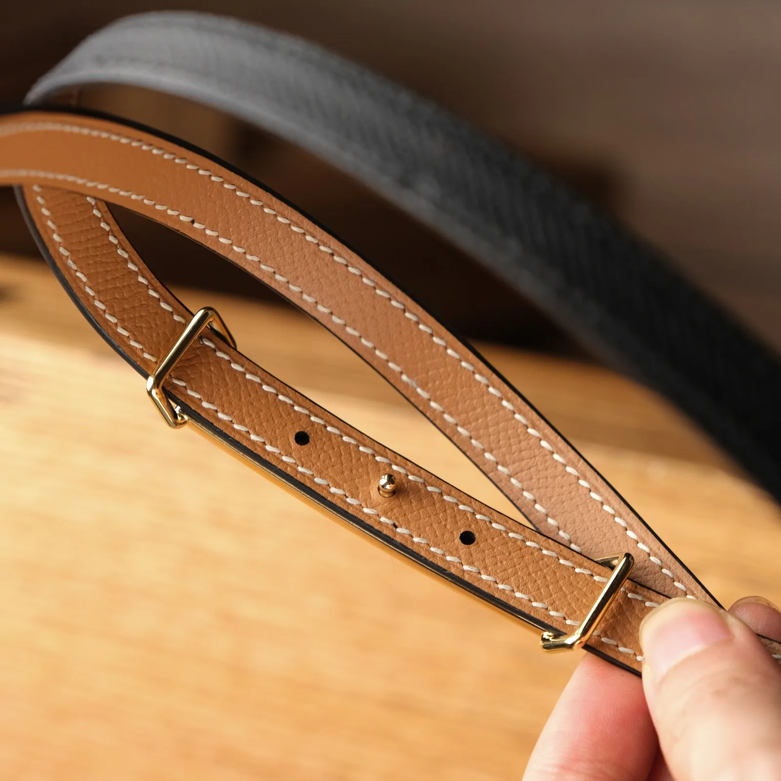 Ảnh Studio Dây lưng nữ da Epsom đen bản 18mm mặt khoá kỳ đà - Koi Leather