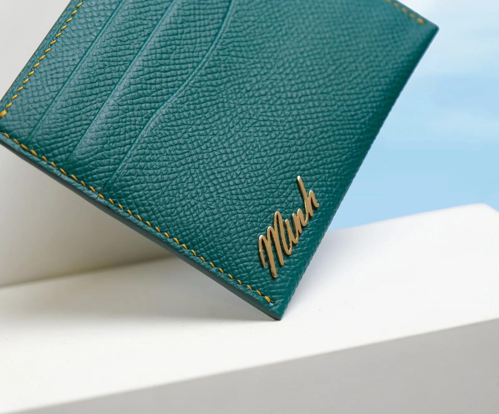 Ảnh Ví đựng thẻ da Epsom màu xanh lá dáng mỏng - Koi Leather
