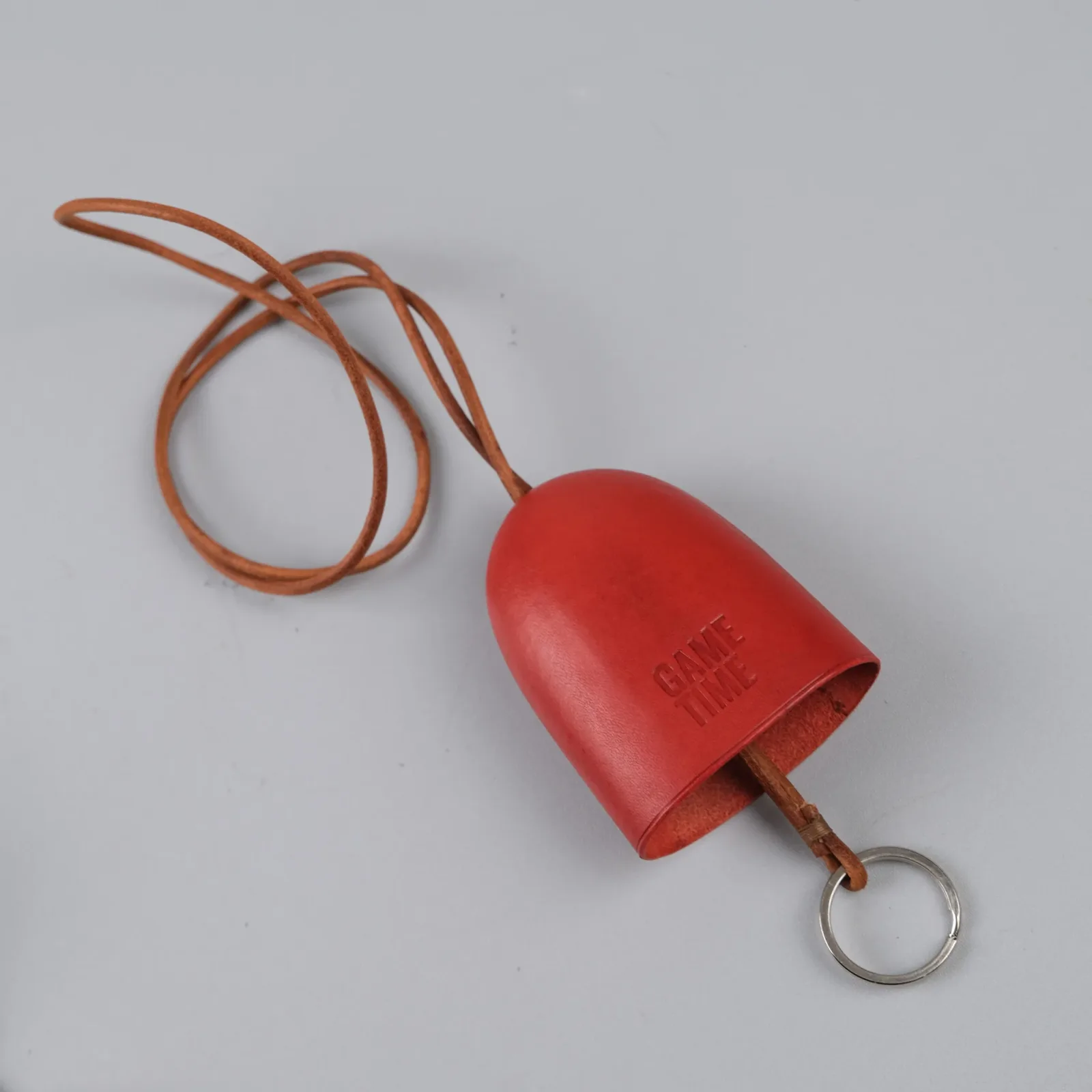Ảnh Studio Key & Ruler - KOI Leather