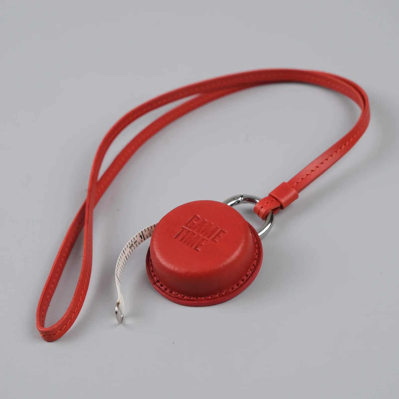 Ảnh Studio Key & Ruler - KOI Leather