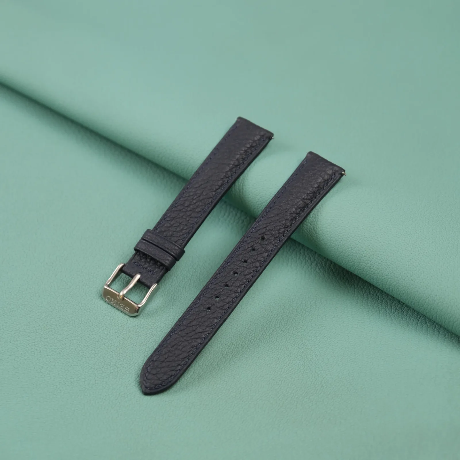 Ảnh Studio dây đồng hồ Navi - KOI Leather
