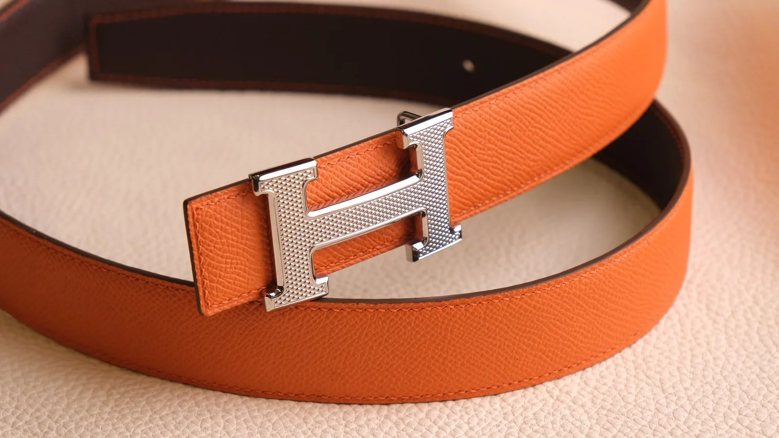 Ảnh Studio Dây thắt lưng da Epsom phối Togo hai mặt màu cam nâu - Koi Leather