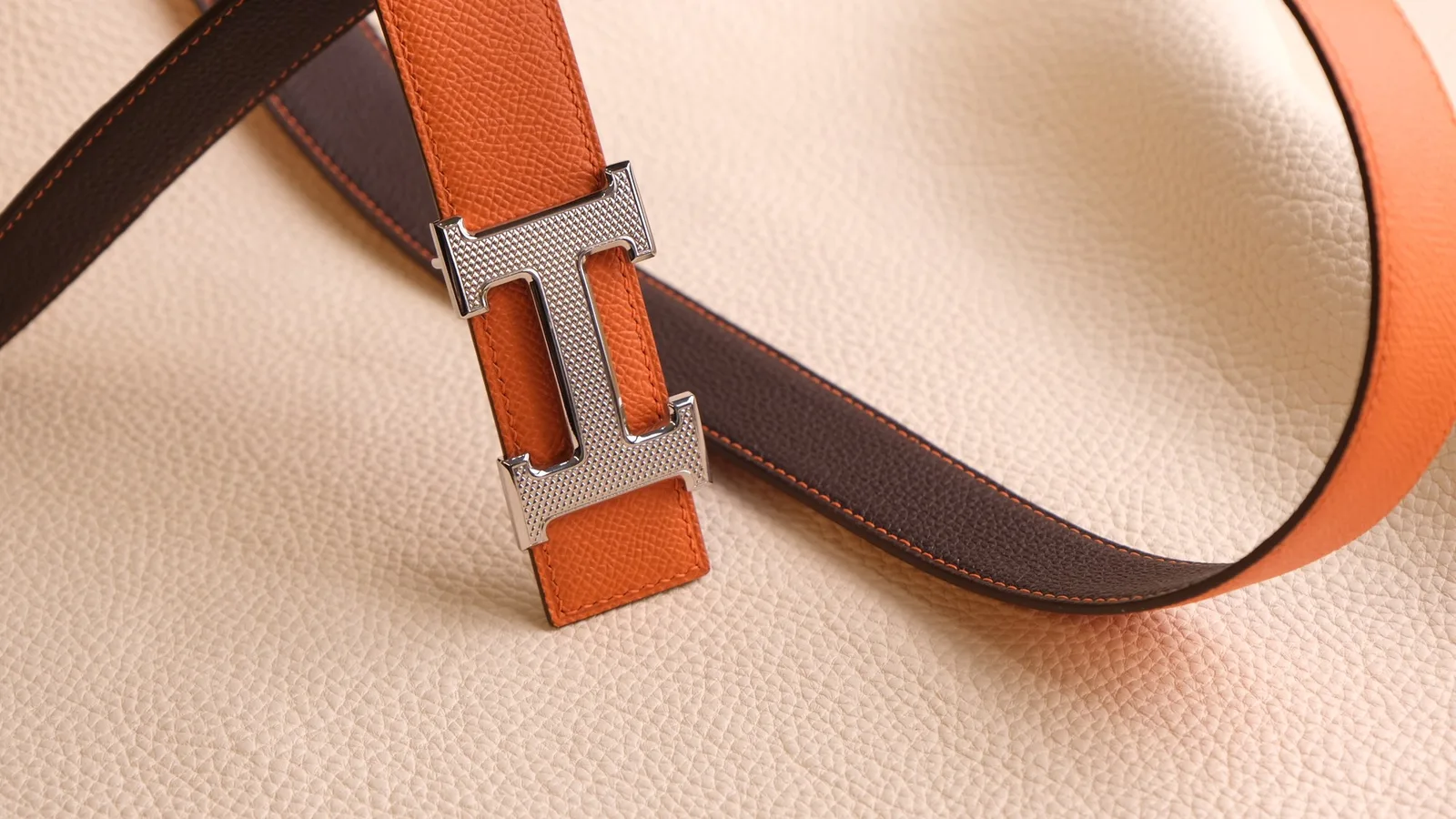Ảnh Studio Dây thắt lưng da Epsom phối Togo hai mặt màu cam nâu - Koi Leather