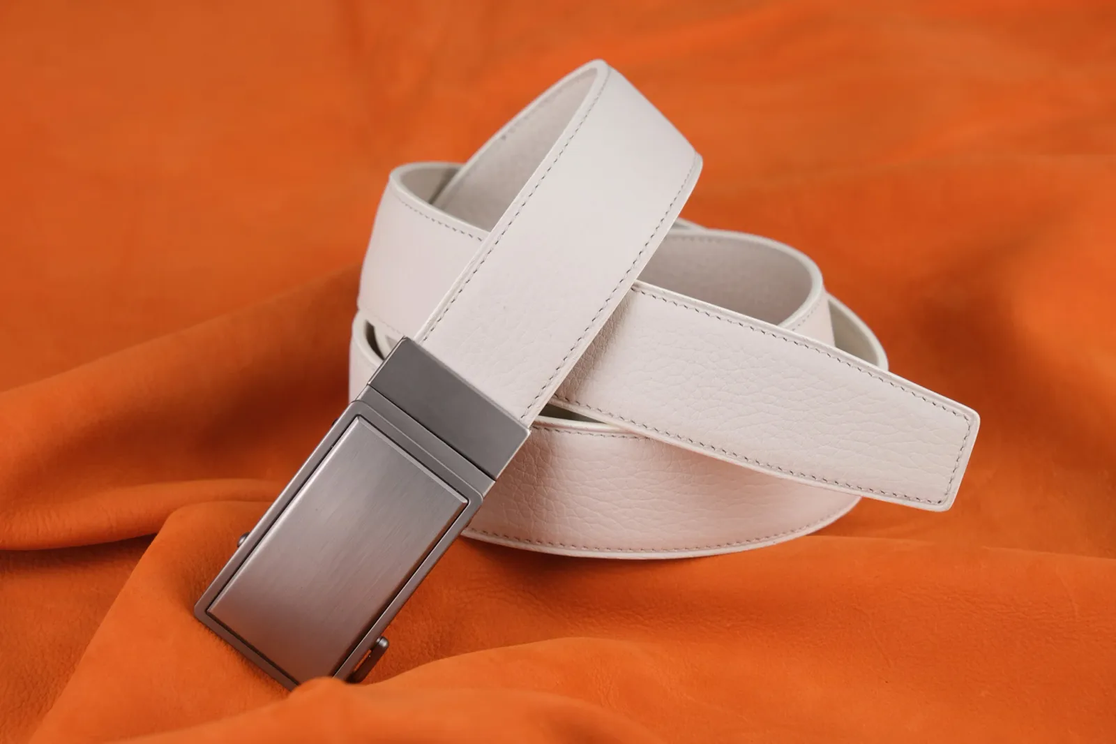 Ảnh Studio Thắt lưng togo - bản 4cm - KOI Leather