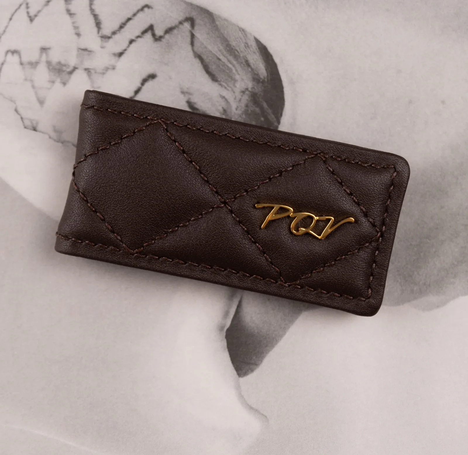 Ảnh Studio Money clip nâu may trám - KOI Leather