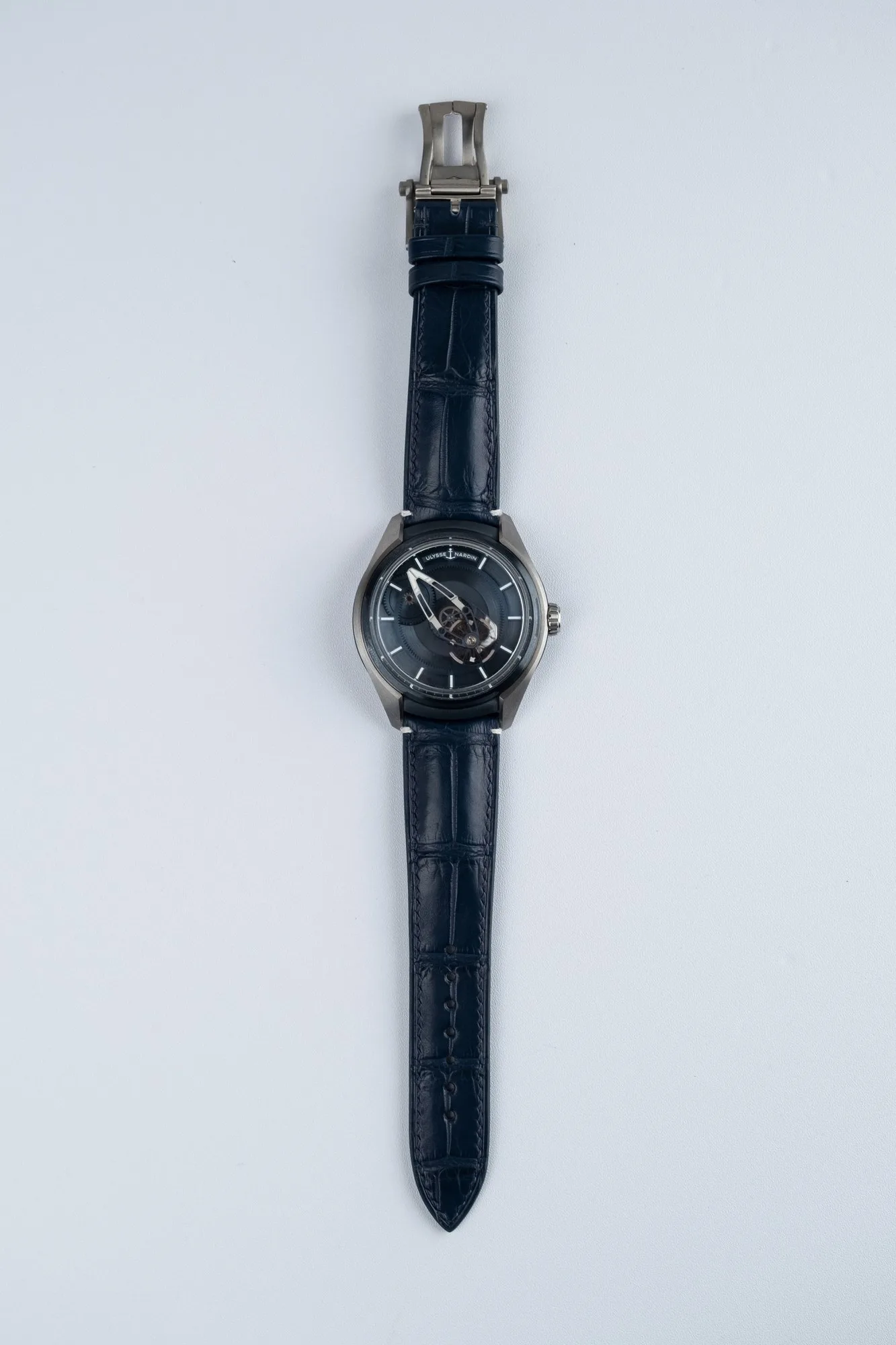 Ảnh Studio Dây đồng hồ da cá sấu xanh navy cho Ulysse Nardin - Koi Leather