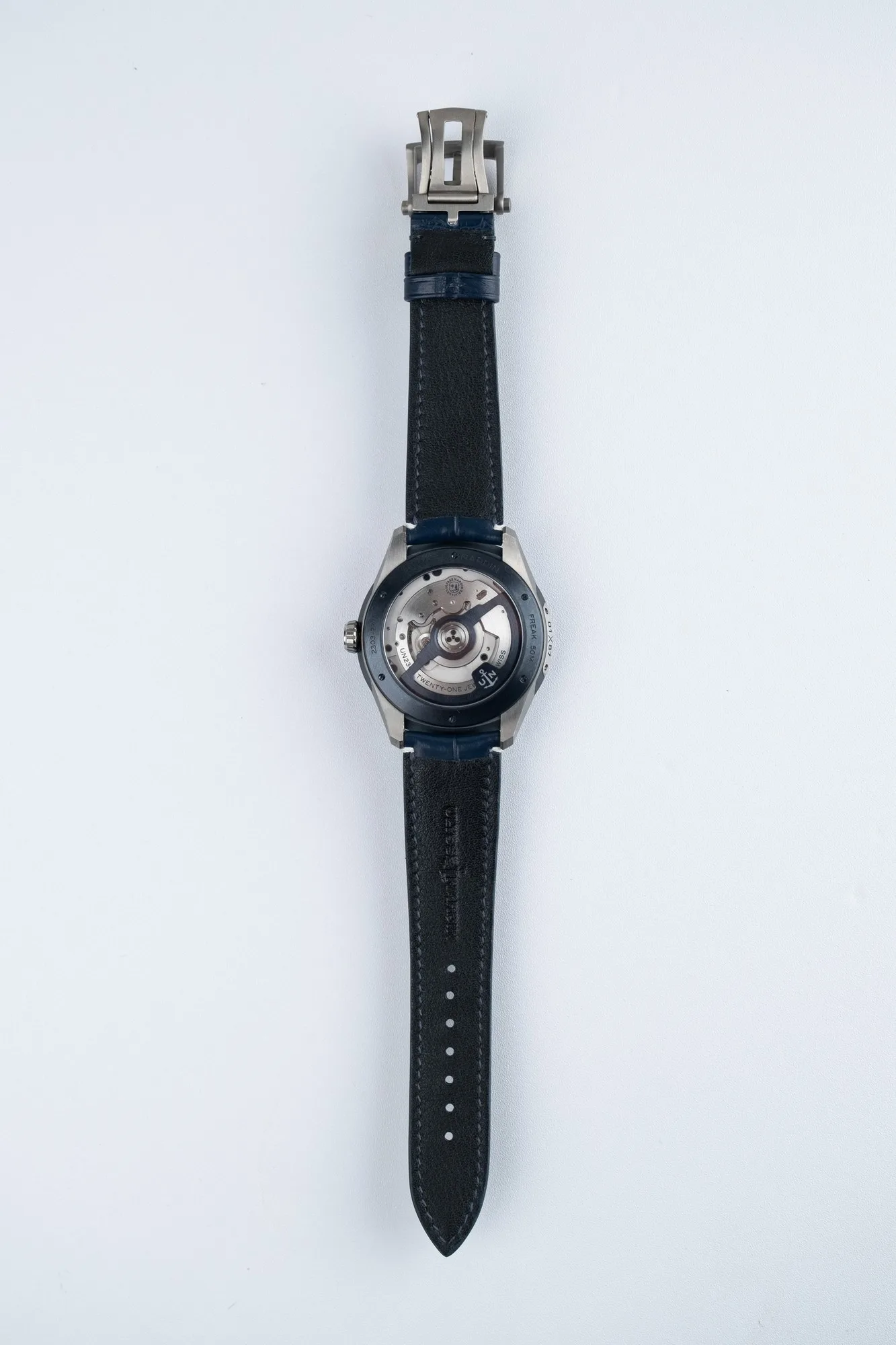Ảnh Studio Dây đồng hồ da cá sấu xanh navy cho Ulysse Nardin - Koi Leather