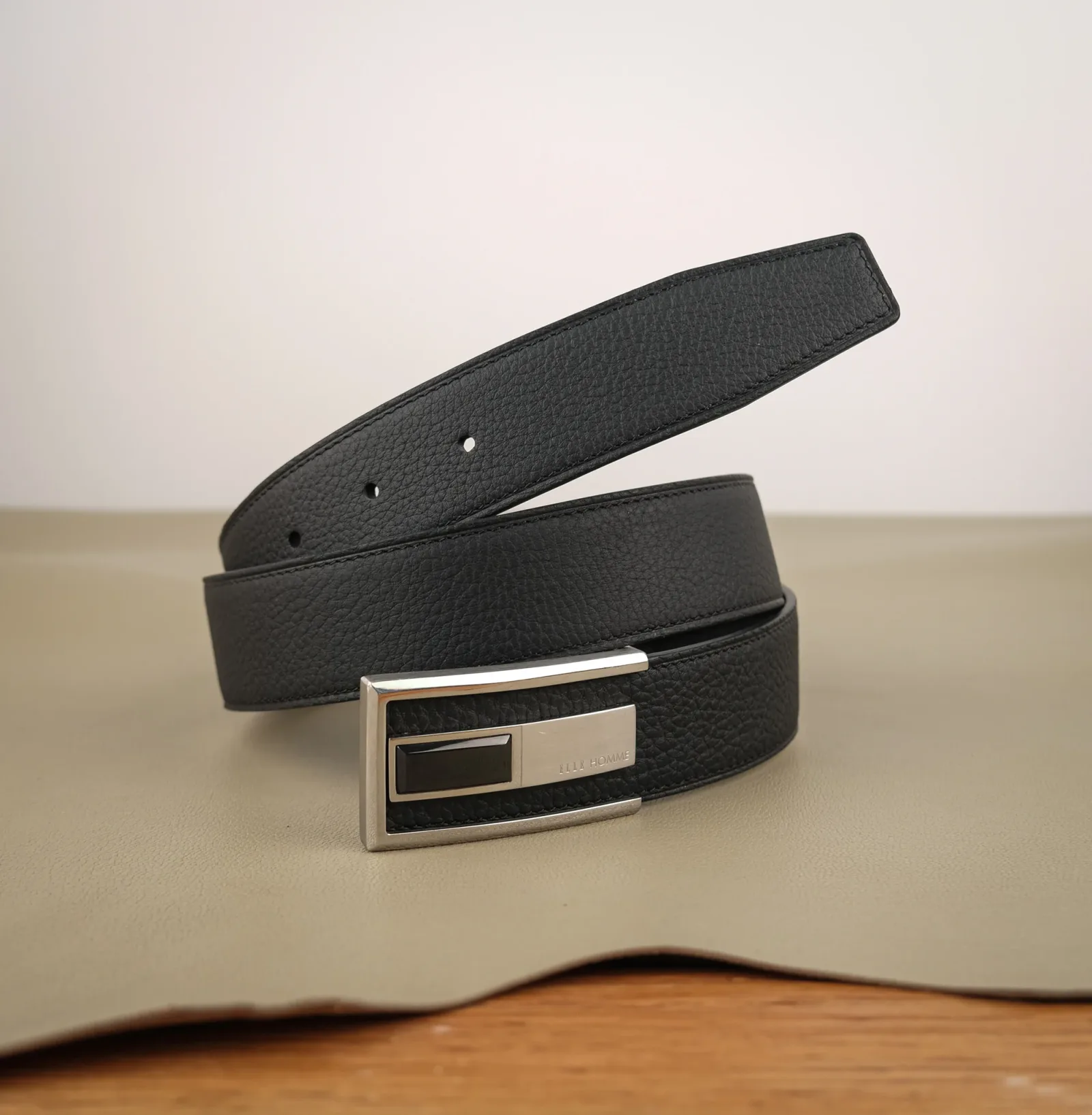 Ảnh Studio Belt - Koi Leather