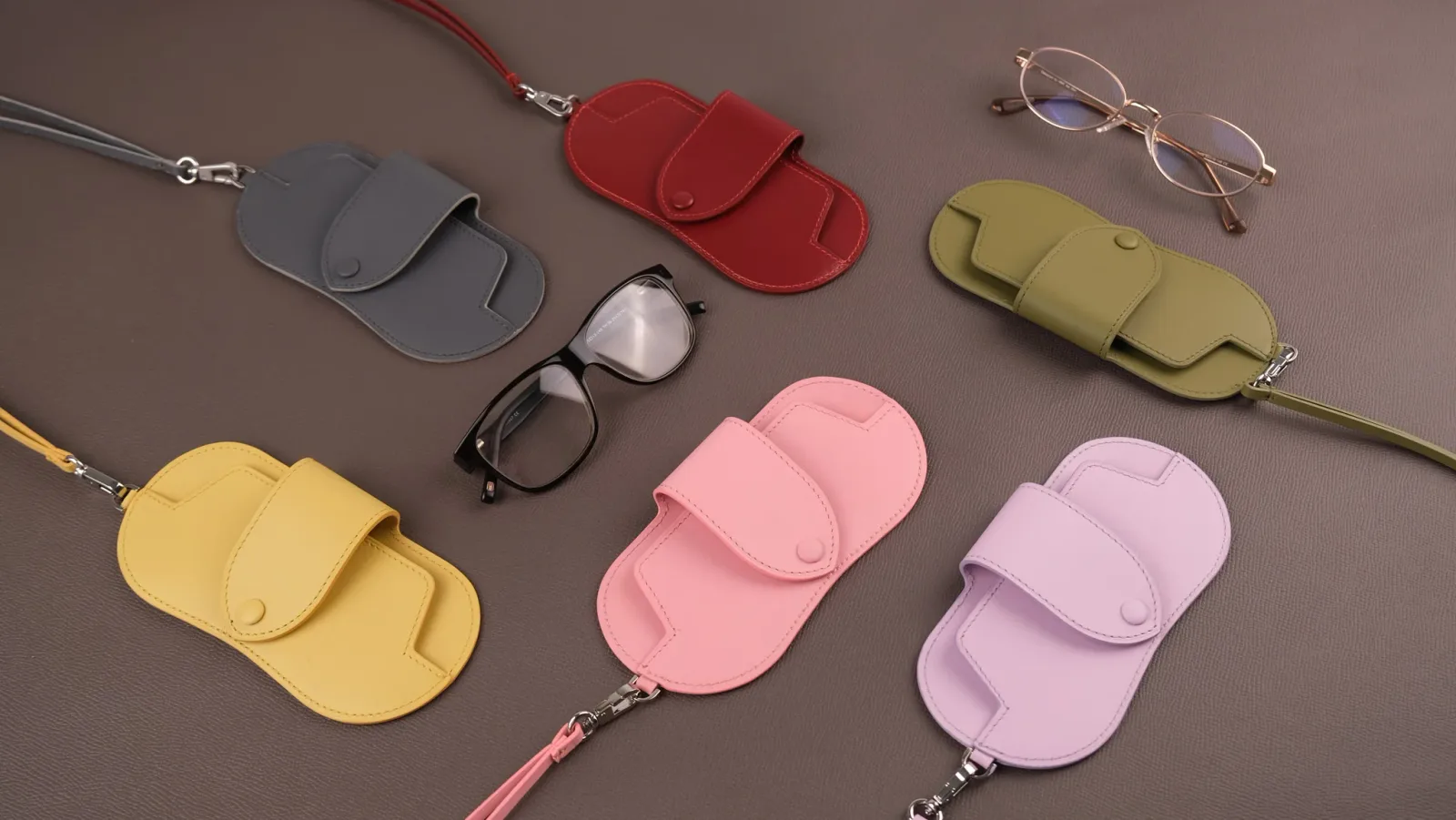 Ảnh Studio Bao mắt kính có dây đeo - KOI Leather