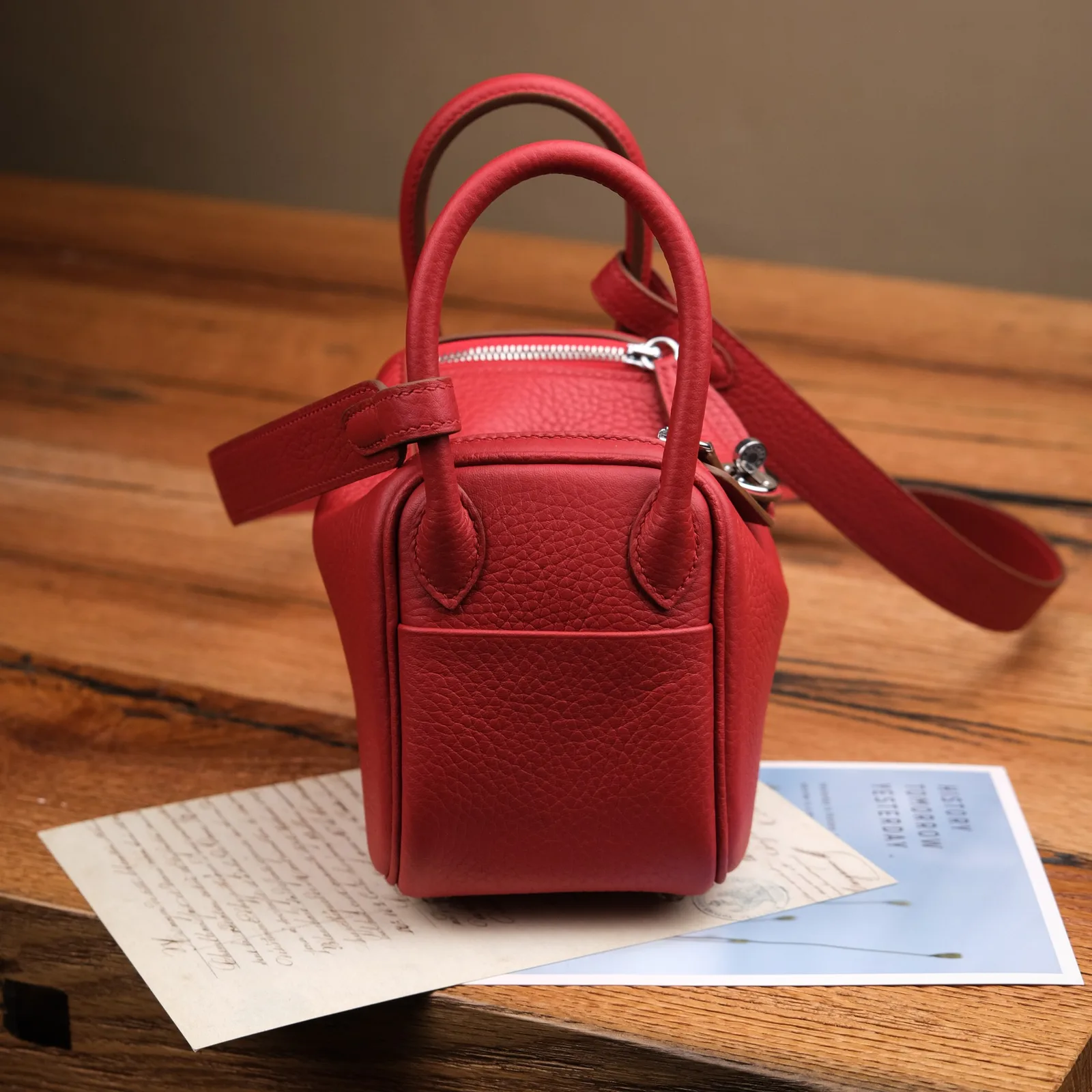 Ảnh Studio Túi xách nữ da Clemence dáng hộp quai đôi màu đỏ - Koi Leather
