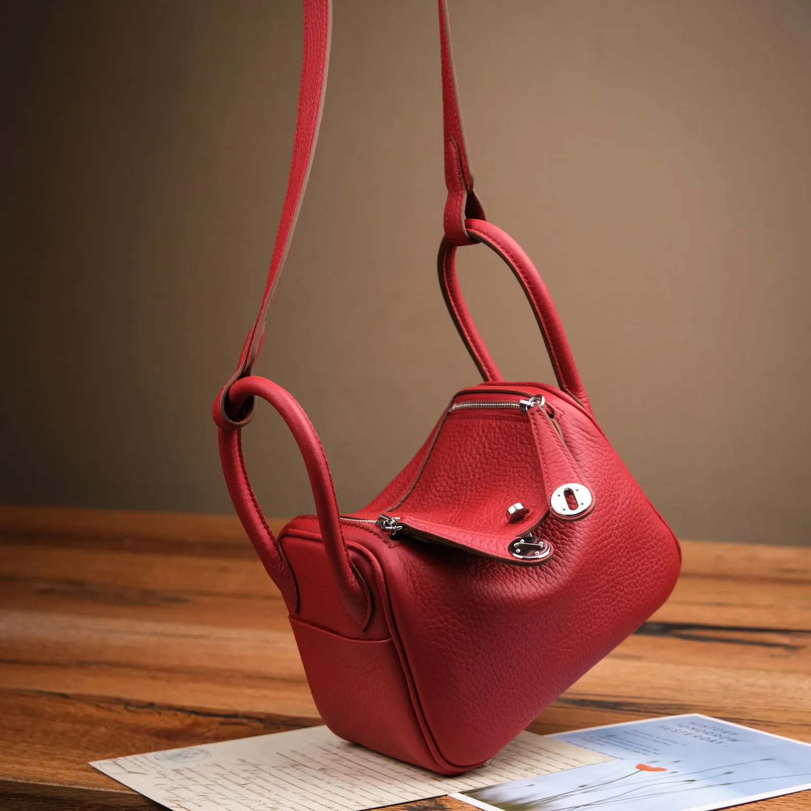 Ảnh Studio Túi xách nữ da Clemence dáng hộp quai đôi màu đỏ - Koi Leather