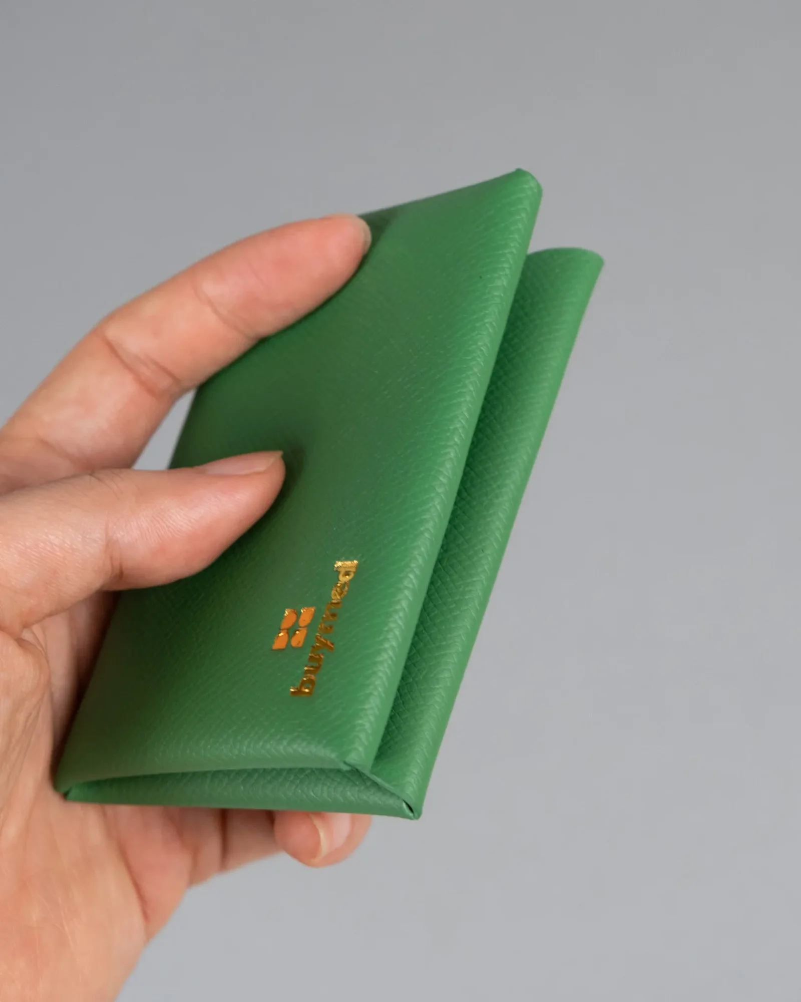 Ảnh Studio Ví Buymed - KOI Leather