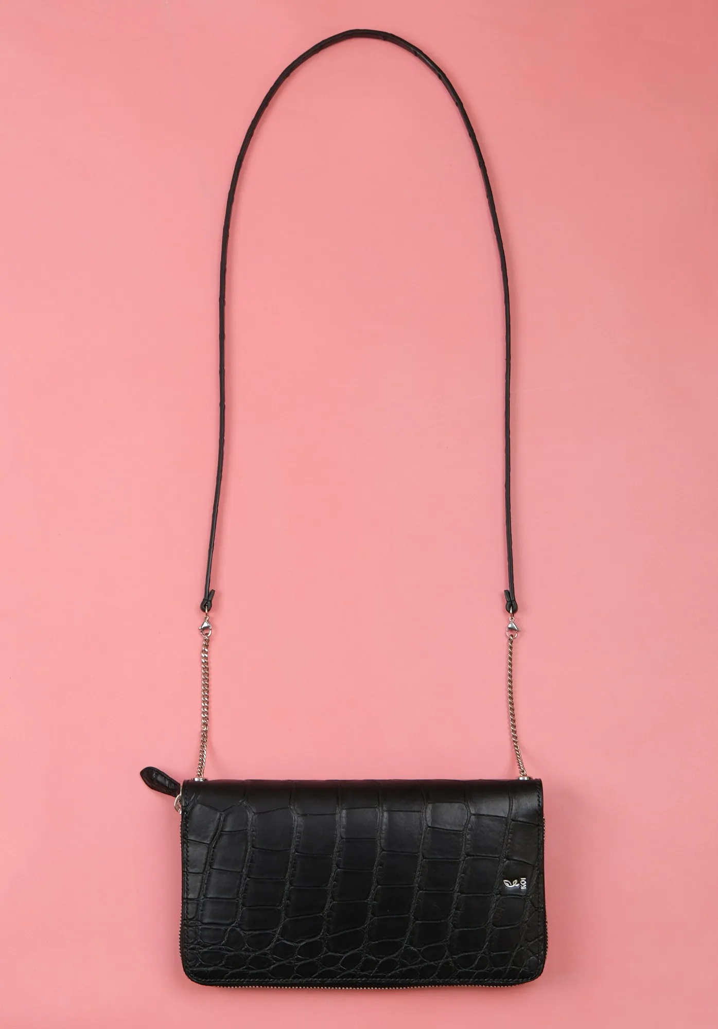 Ảnh Studio Ví dài da cá sấu màu đen kèm dây đeo chéo - Koi Leather