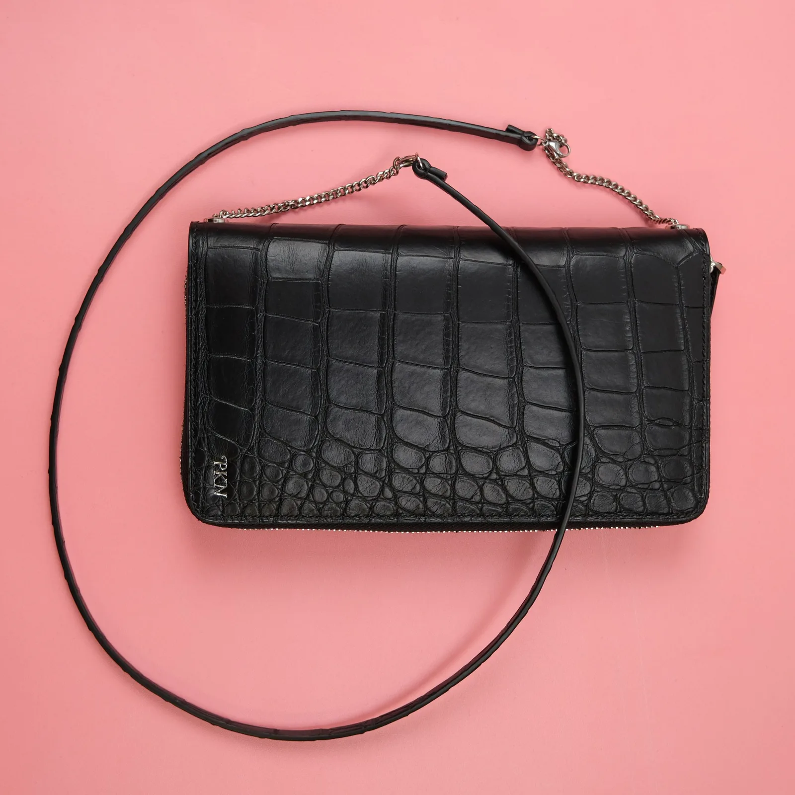 Ảnh Studio Ví dài da cá sấu màu đen kèm dây đeo chéo - Koi Leather