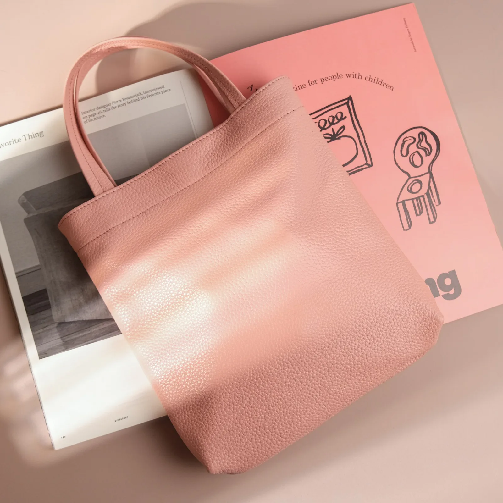 Ảnh Studio Túi mini tote da bò dáng mềm quai xách tay - Koi Leather