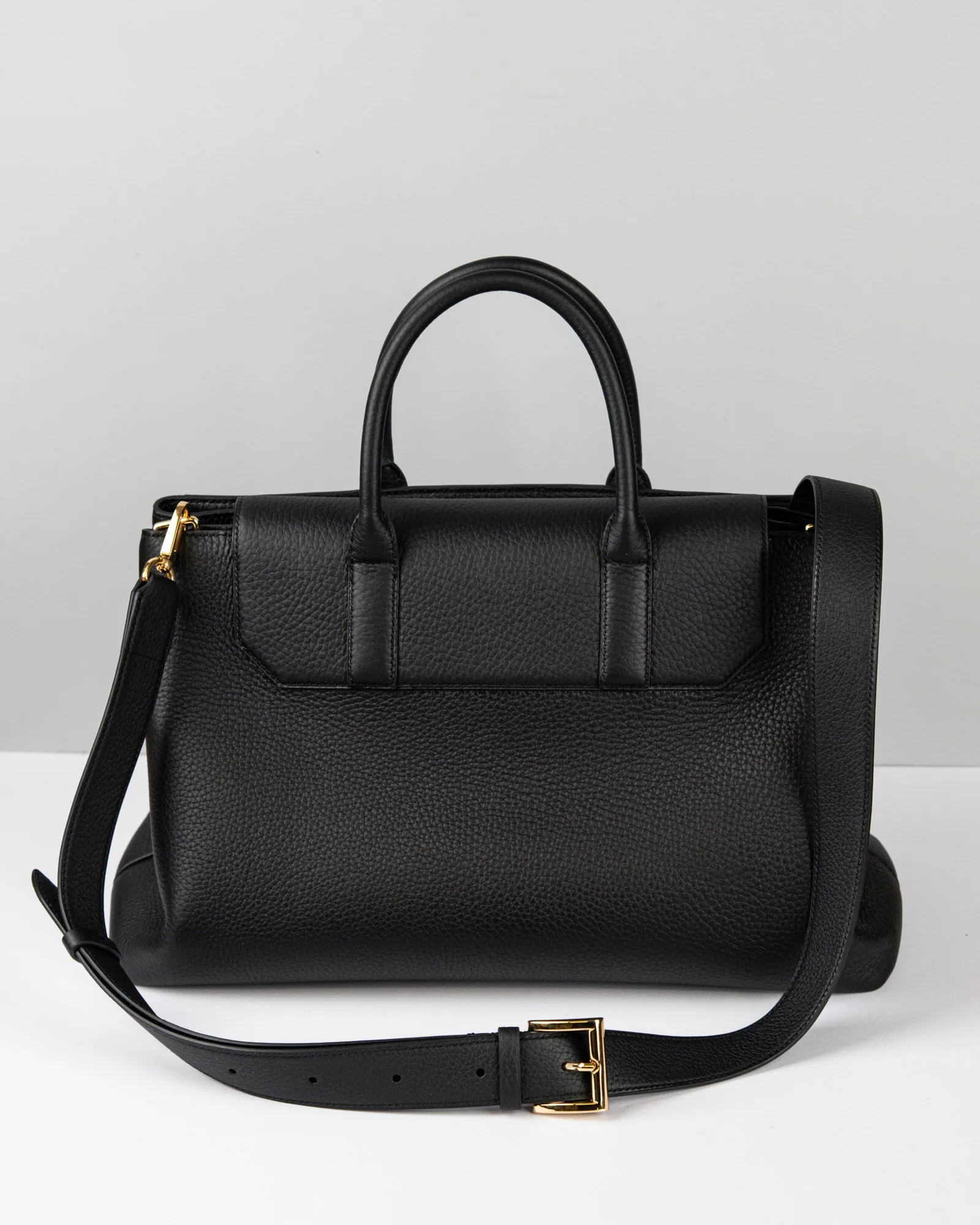 Ảnh Studio Túi tote da Clemence màu đen khoá cài kèm quai đeo - Koi Leather