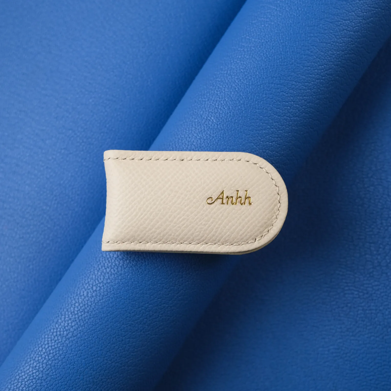 Ảnh Studio money  clip - KOI Leather