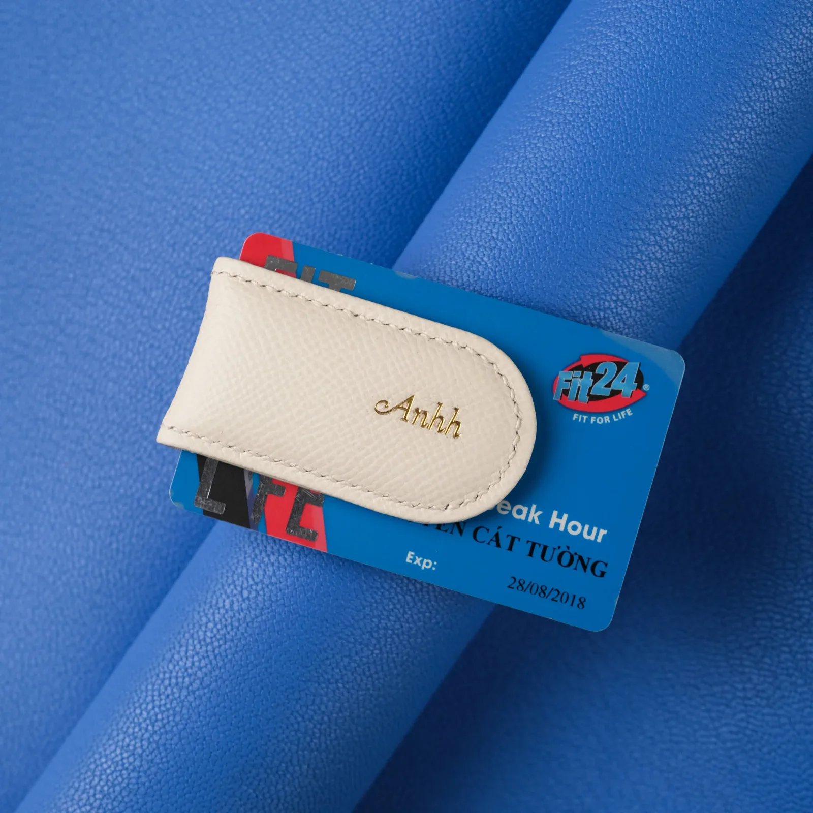 Ảnh Studio money  clip - KOI Leather