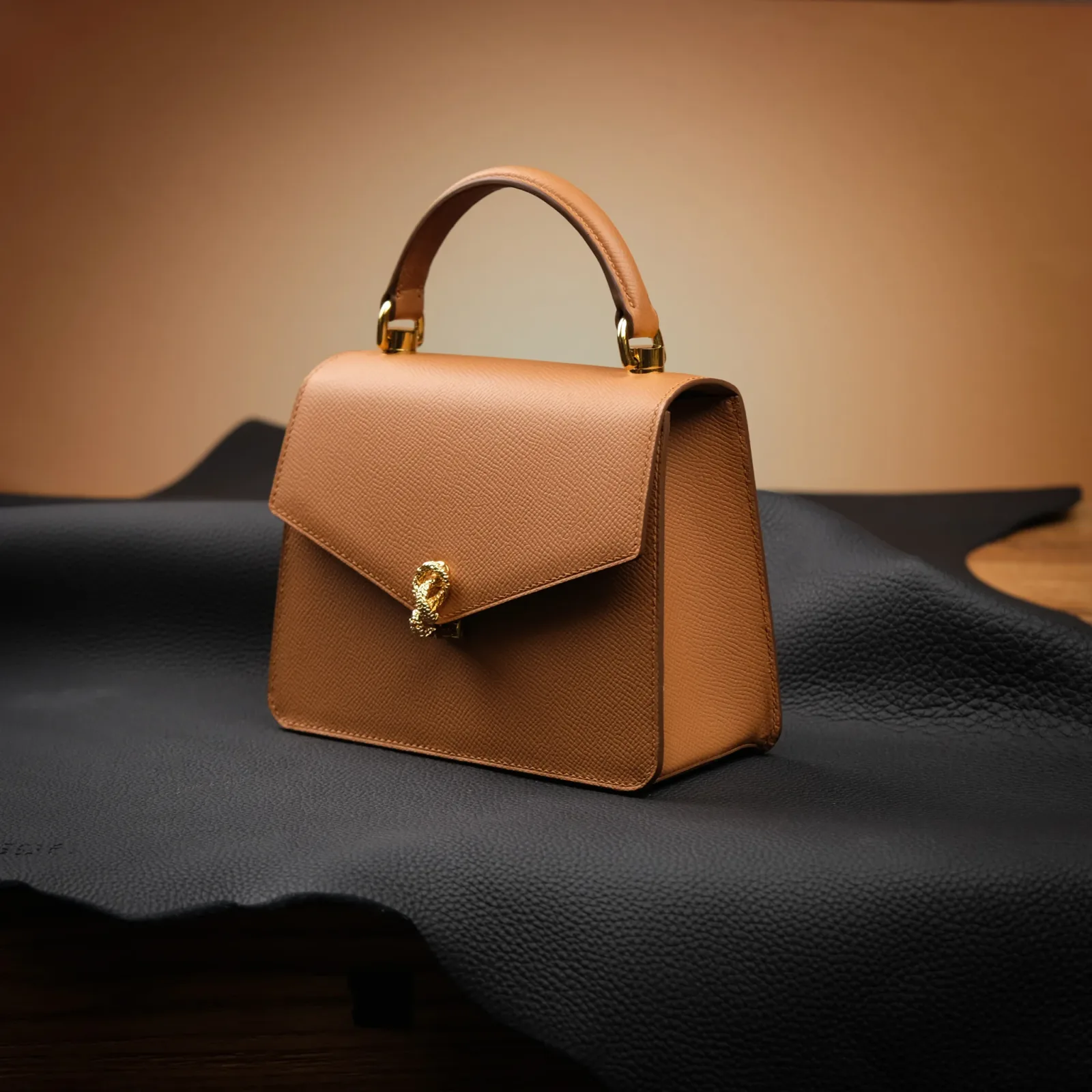 Ảnh Studio Túi Neo - Túi nữ Epsom Gold khóa vàng - Koi Leather