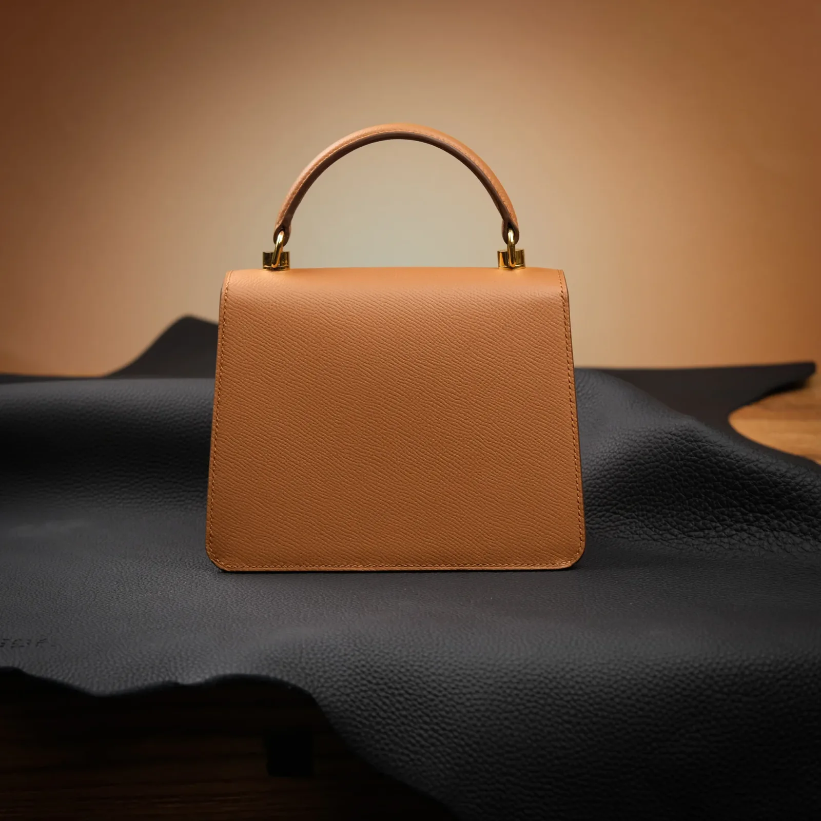 Ảnh Studio Túi Neo - Túi nữ Epsom Gold khóa vàng - Koi Leather