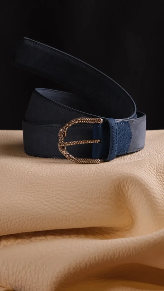 Ảnh Studio Dây lưng da Nubuck phối da bò hạt xanh navy khoá Ouroboros - Koi Leather