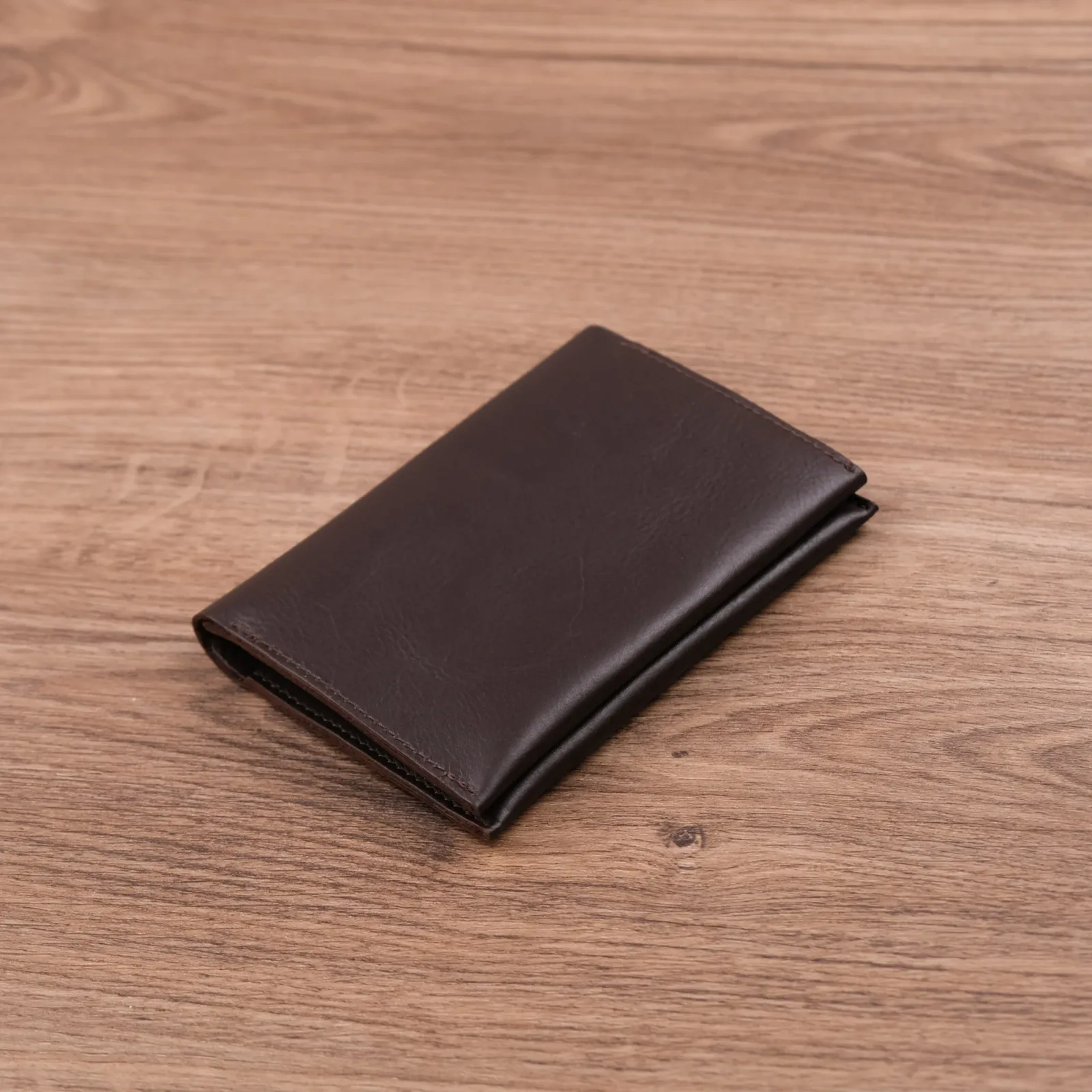 Ảnh Studio Passport cover - Koi Leather