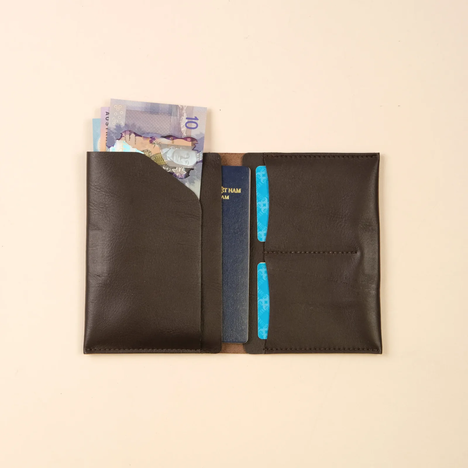 Ảnh Studio Passport cover - Koi Leather