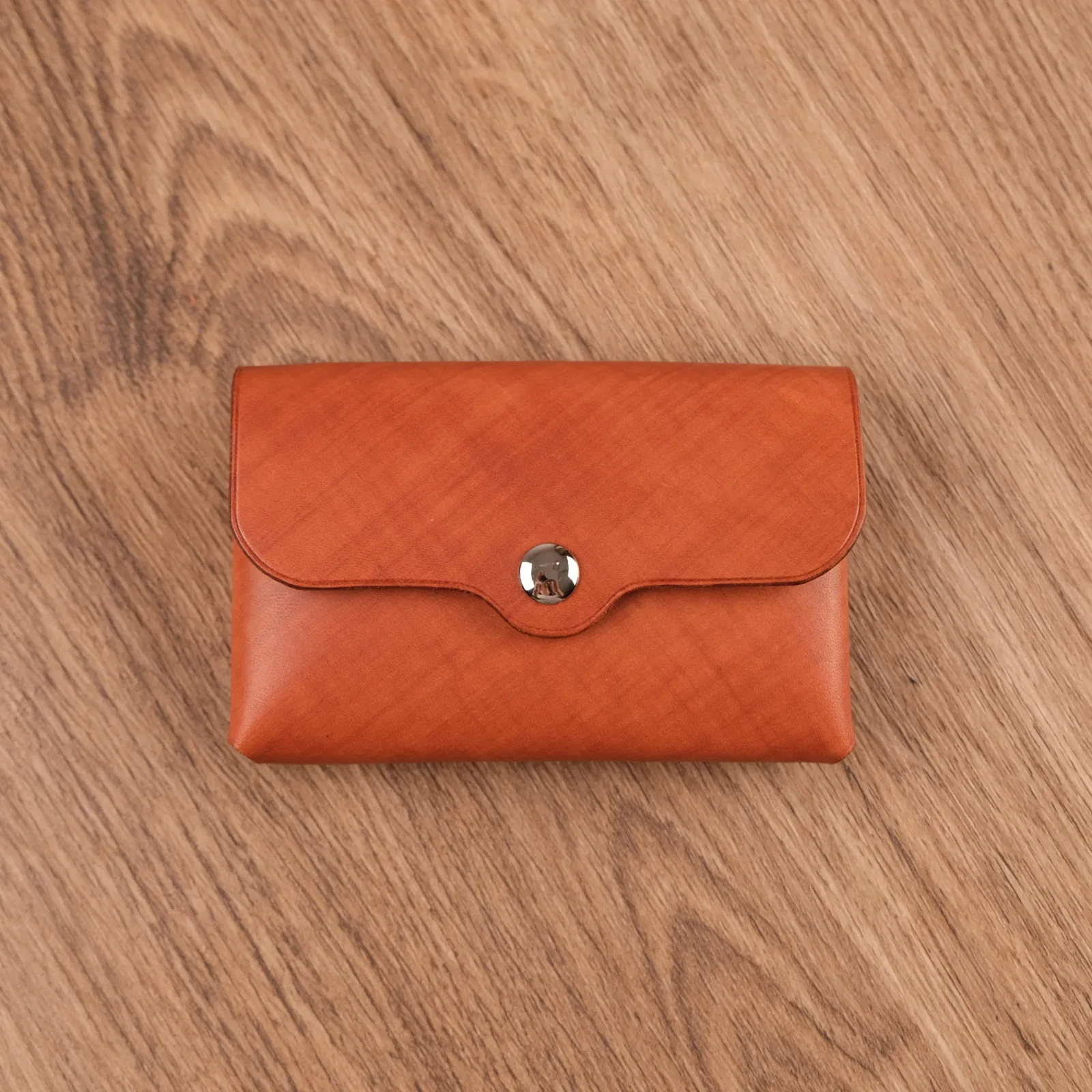 Ảnh Studio Ví Ted Mozard - Koi Leather