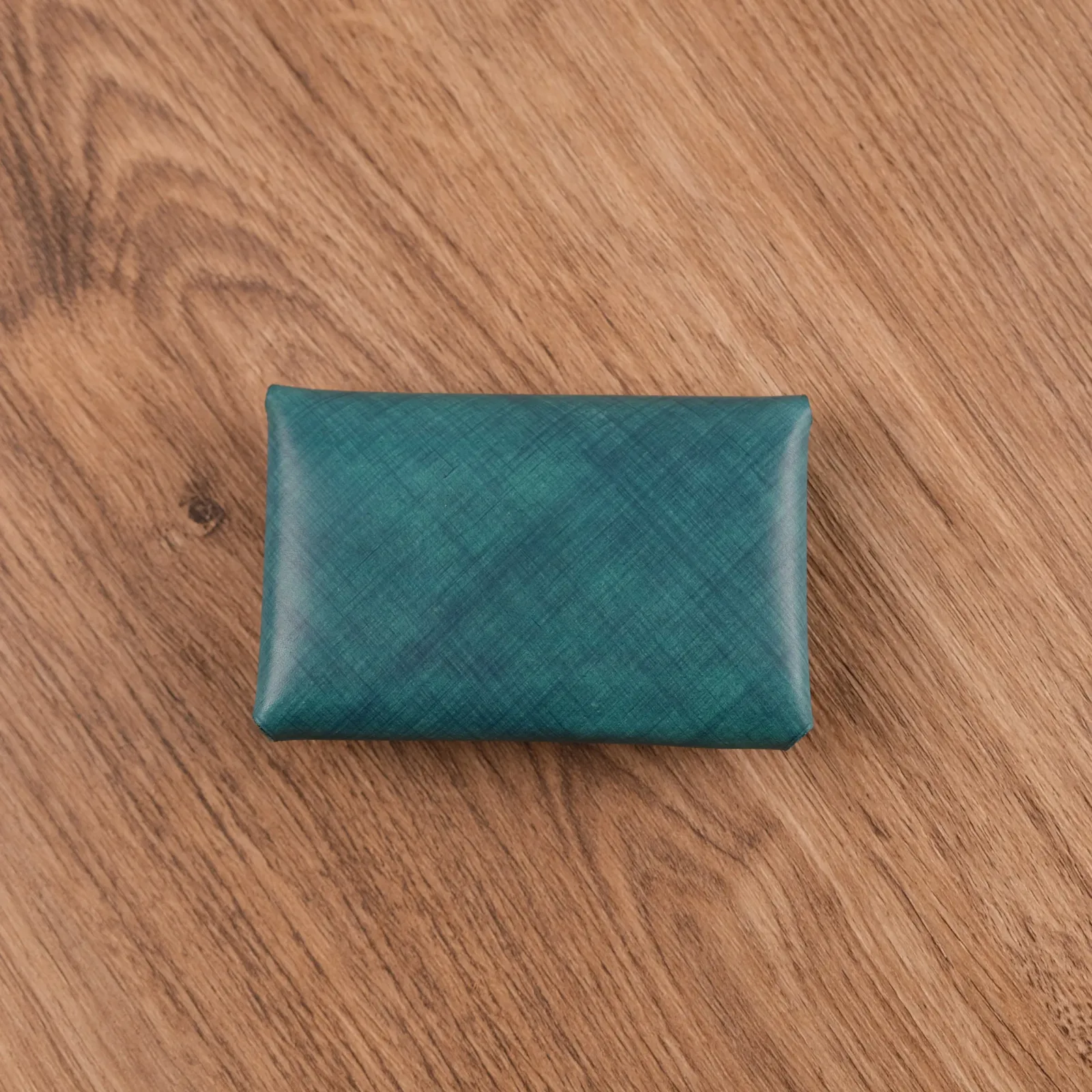 Ảnh Studio Ví Ted Mozard - Koi Leather