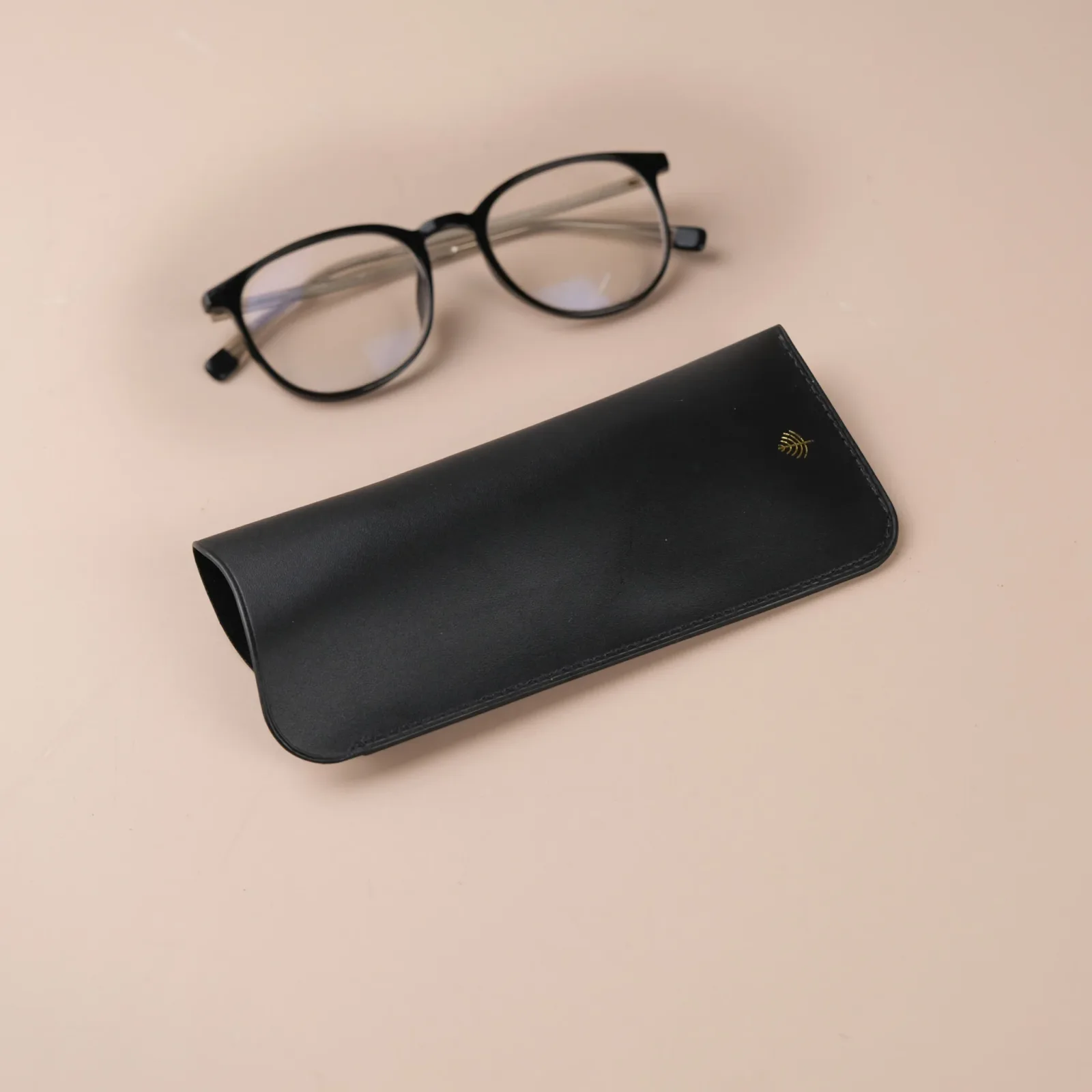 Ảnh Studio Bao Kính - KOI Leather